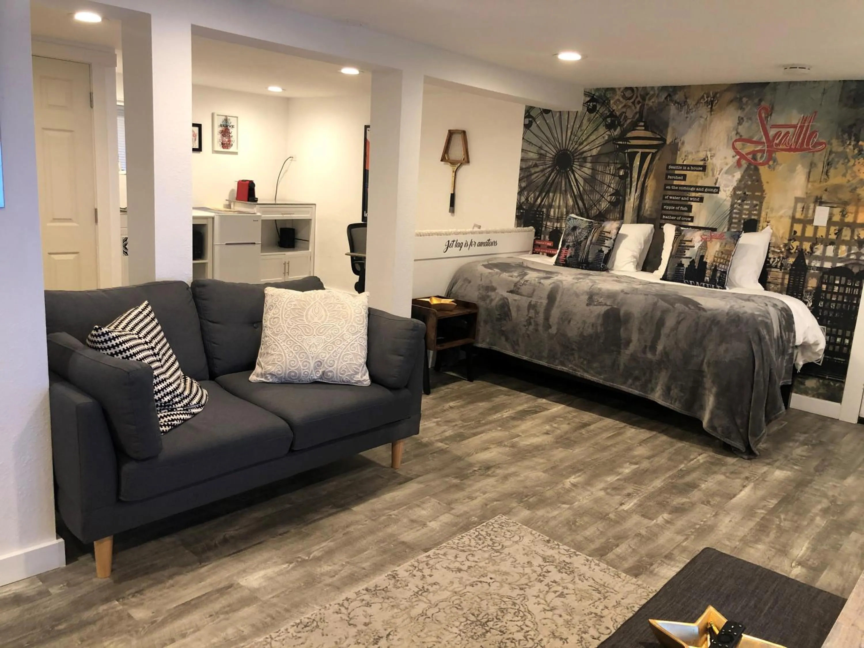 Bed in The ART INN Seattle