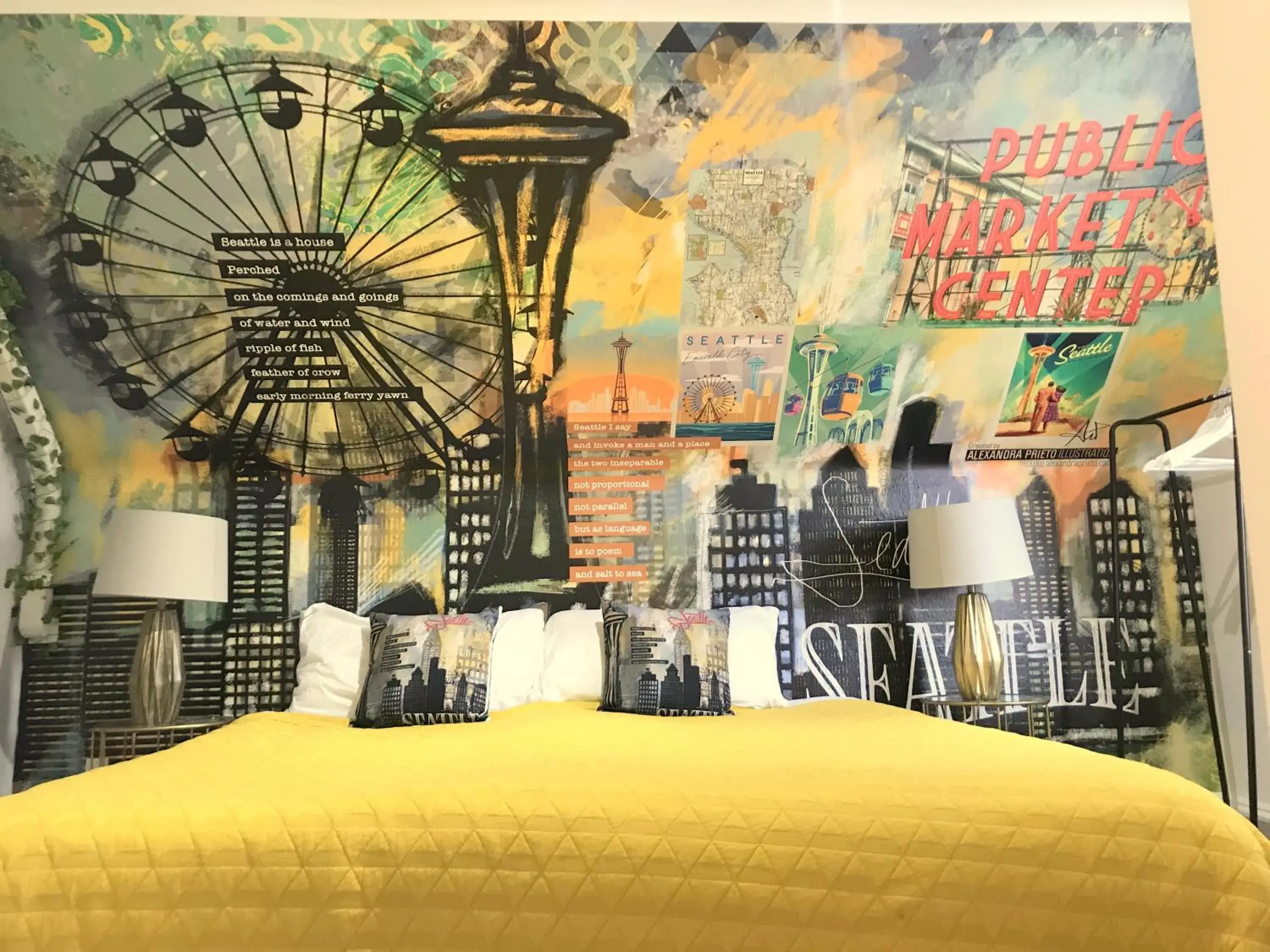 Bed in The ART INN Seattle Bed in The ART INN Seattle