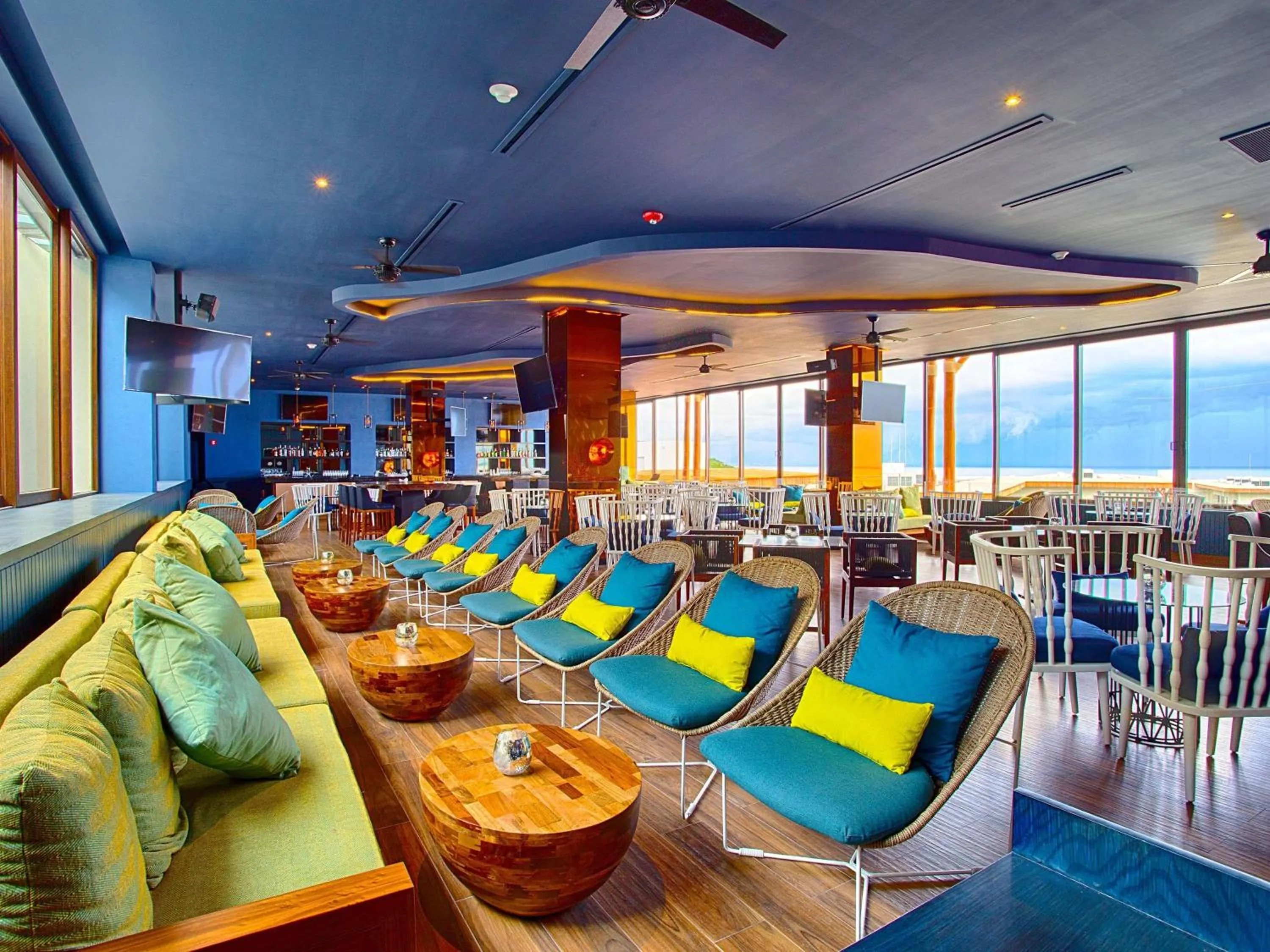 Lounge or bar in Armony Marival Resort & Spa Punta de Mita - MGallery collection