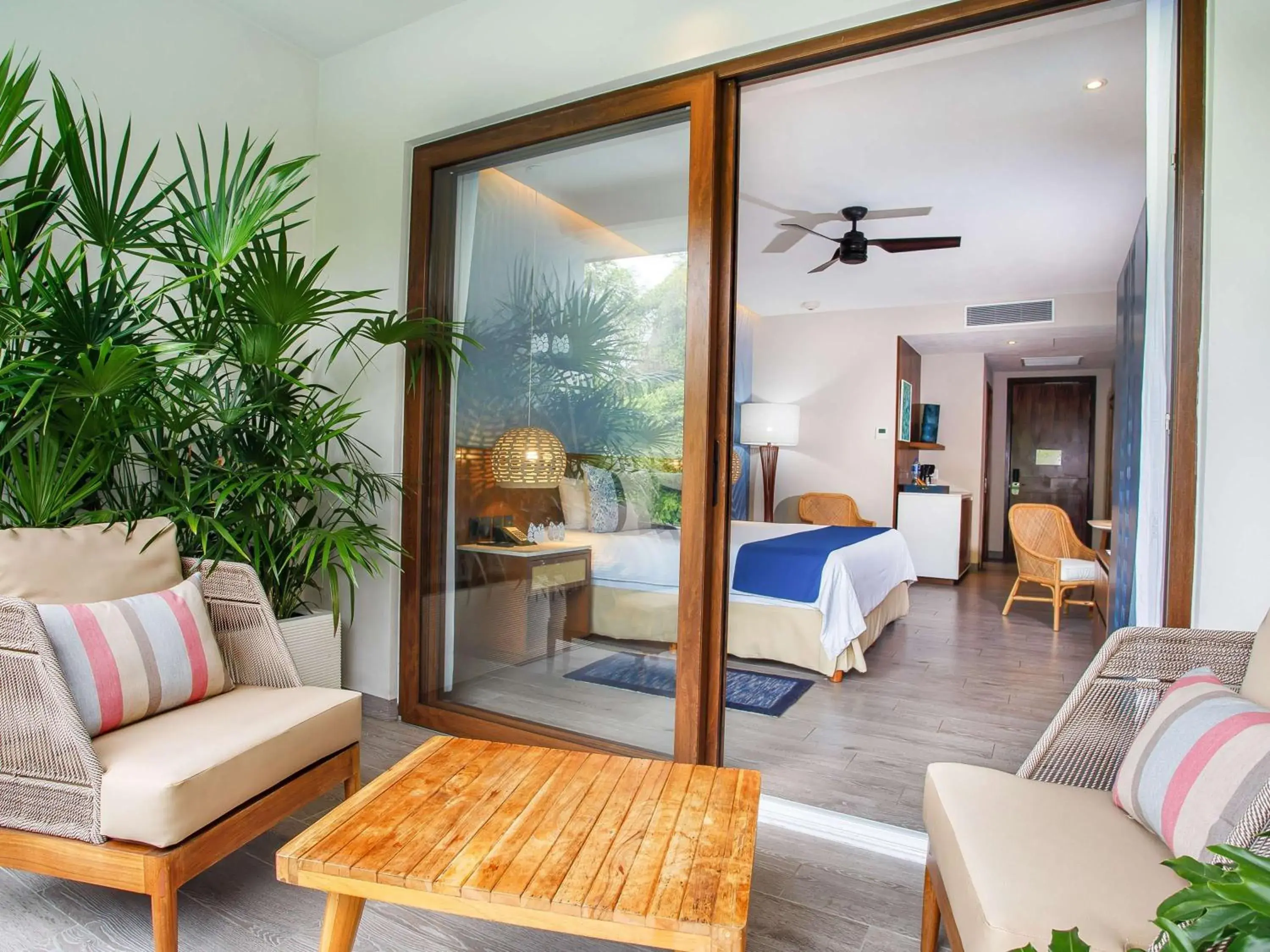 Bedroom, Bed in Armony Marival Resort & Spa Punta de Mita - MGallery collection Bedroom, Bed in Armony Marival Resort & Spa Punta de Mita - MGallery collection