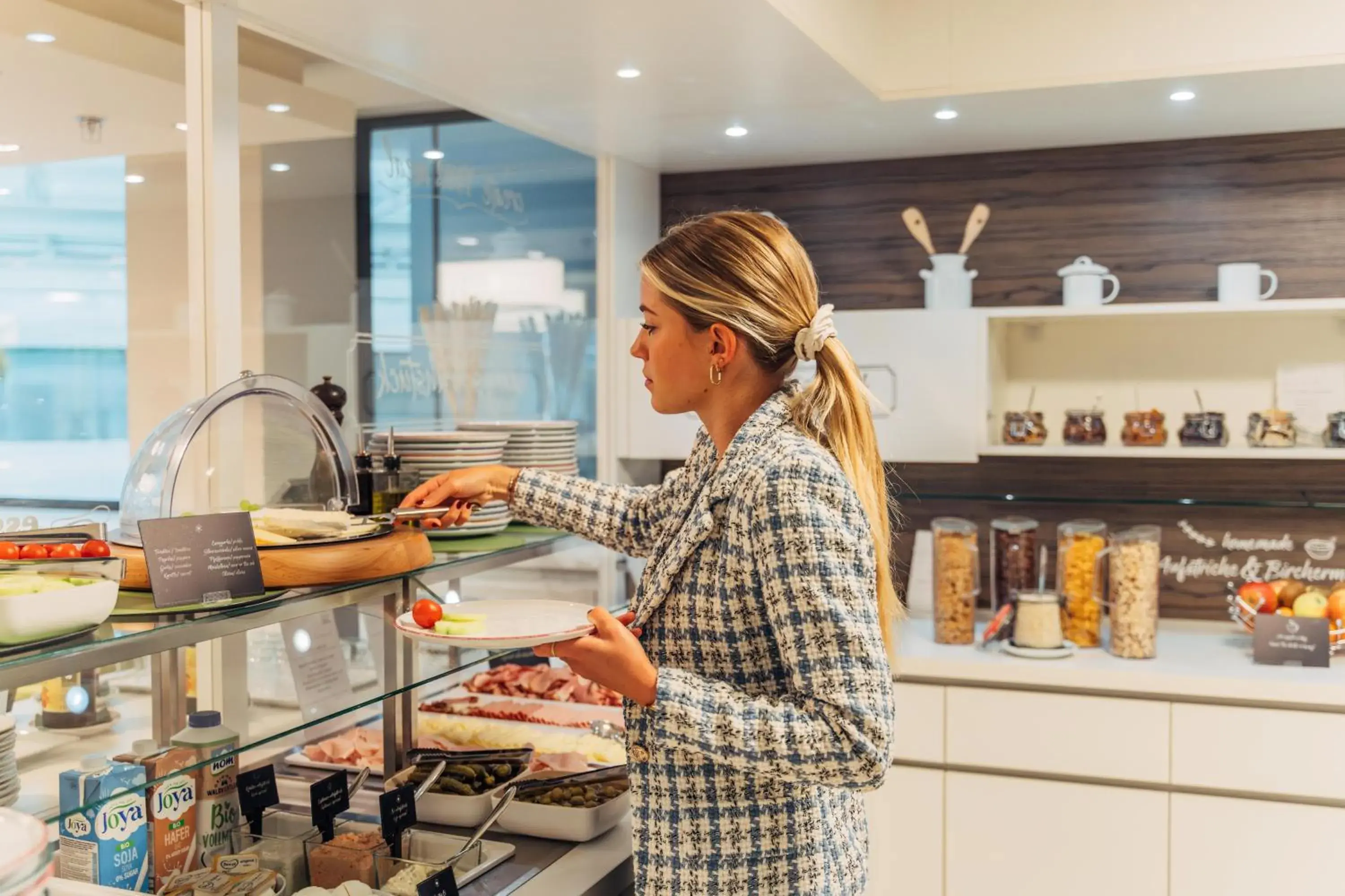 Restaurant/places to eat in harry's home Wien hotel & apartments Restaurant/places to eat in harry's home Wien hotel & apartments