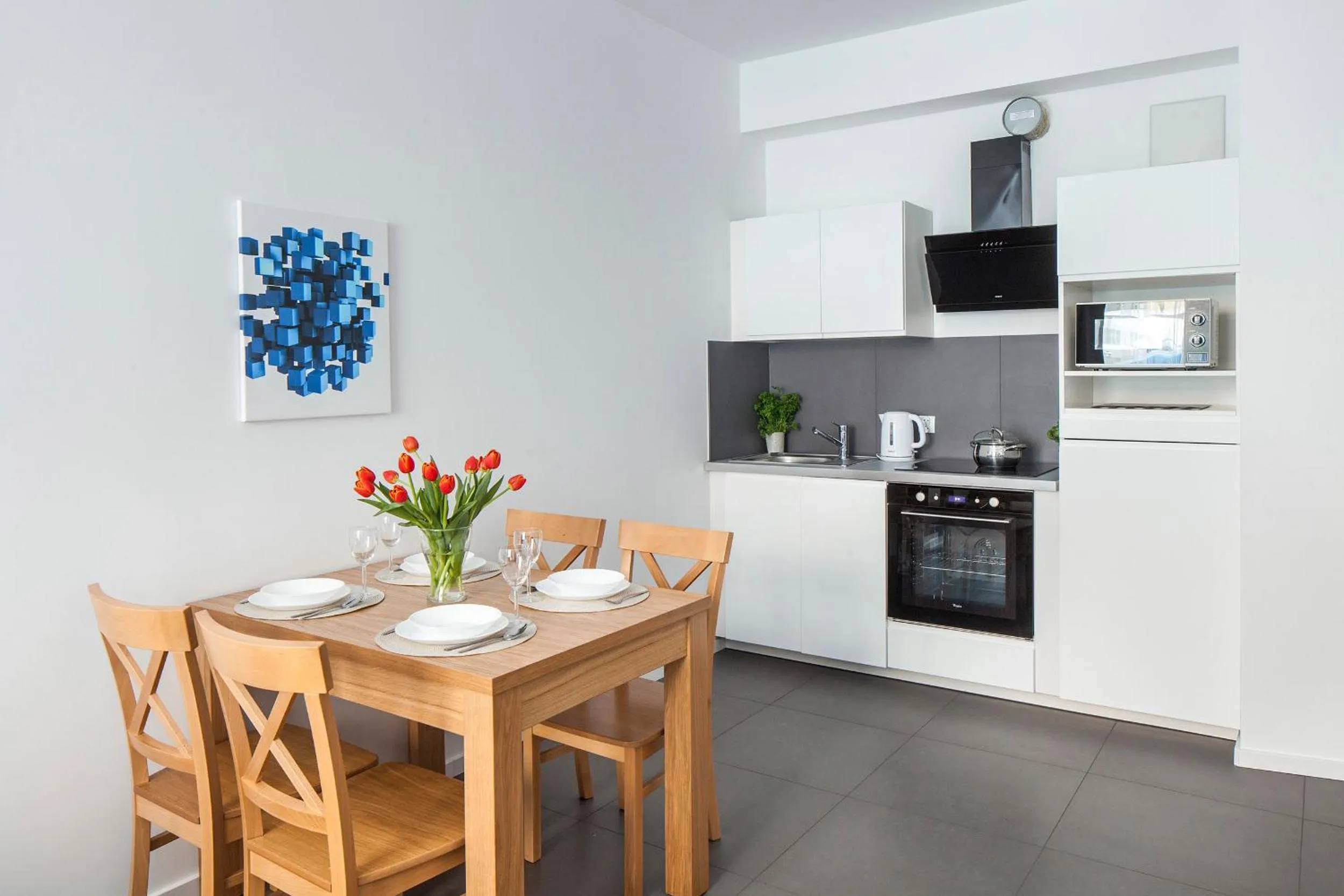 Kitchen or kitchenette in Sleepy3city Apartments Batorego 9 II