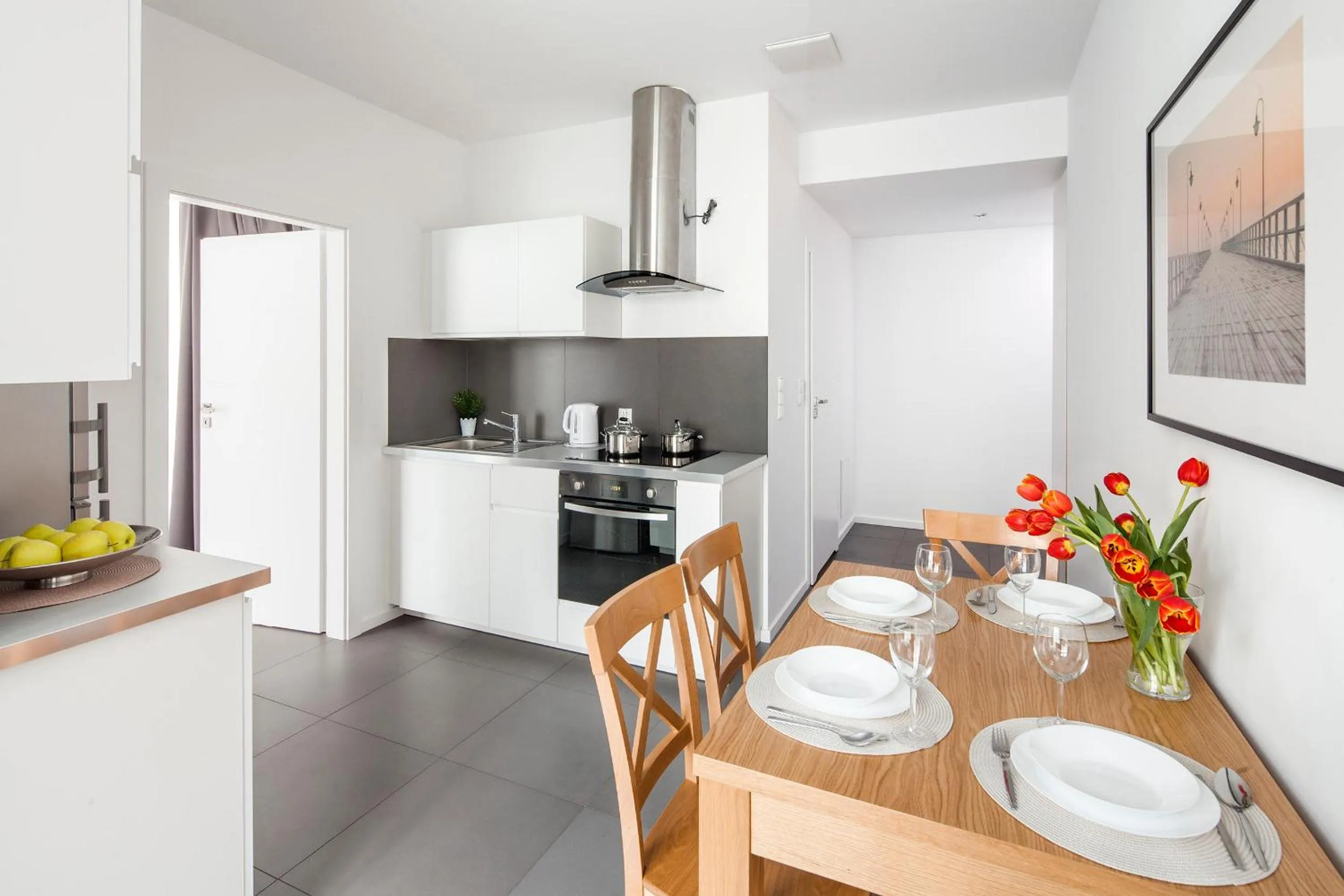 Kitchen or kitchenette in Sleepy3city Apartments Batorego 9 II