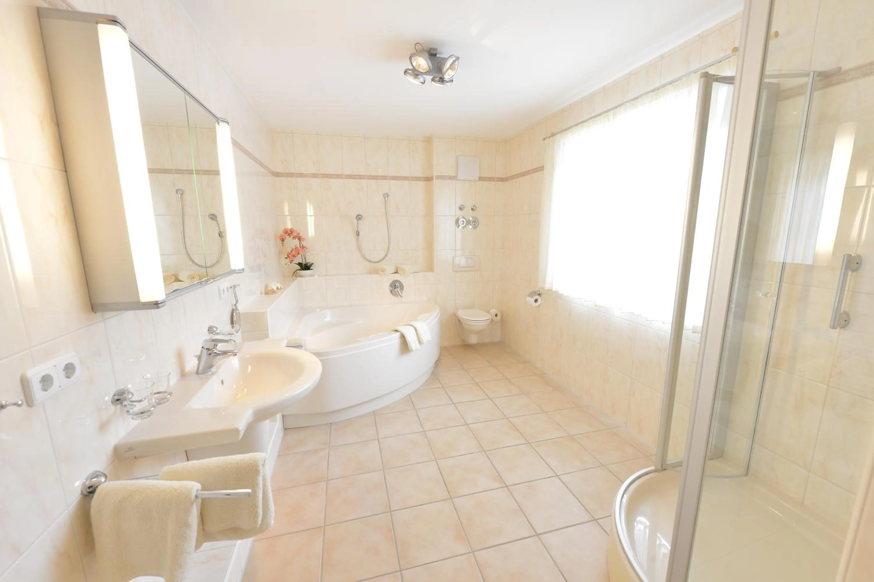 Shower in Ferienwohnungen Gerlach