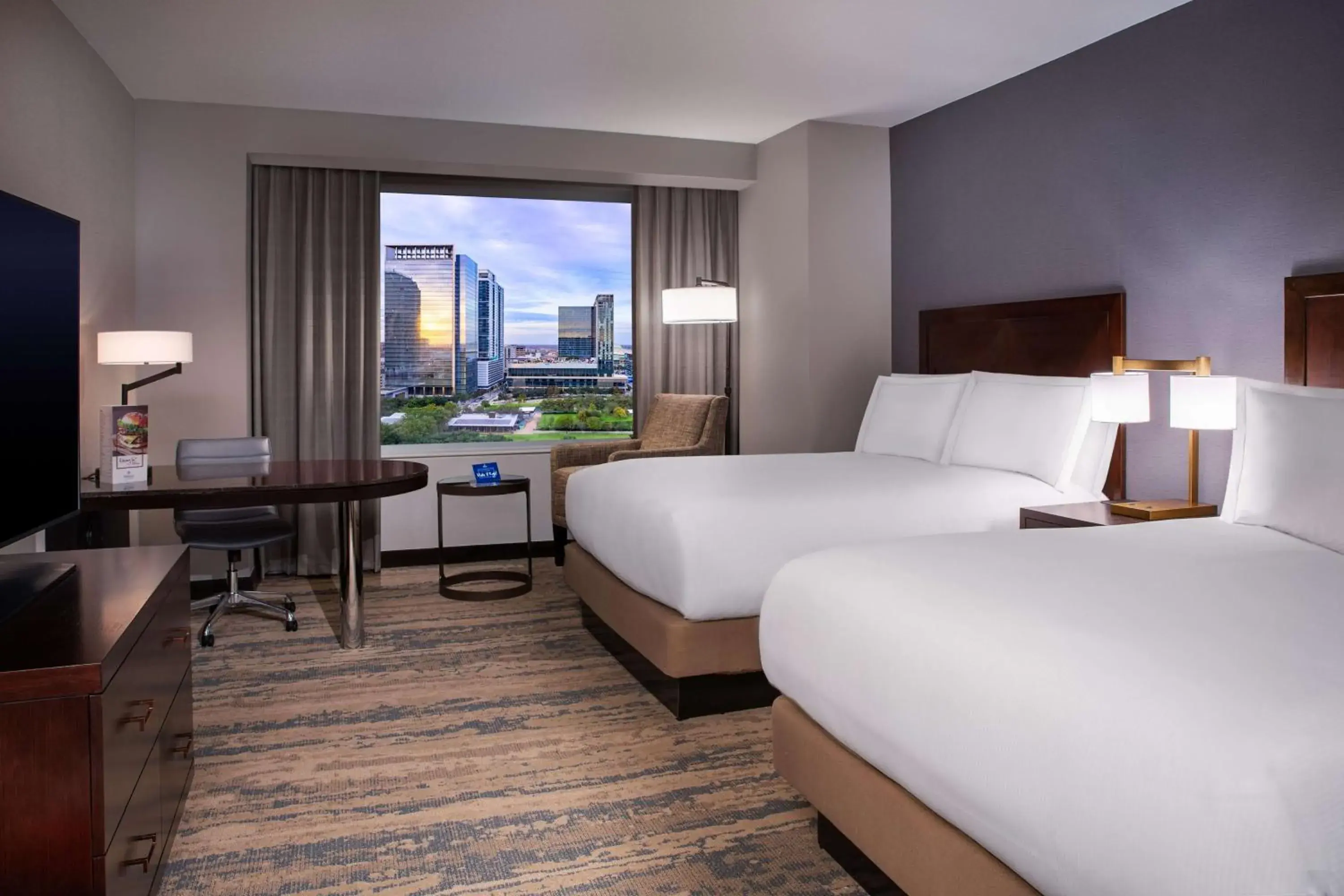 Park View Queen Room with Two Queen Beds in Hilton Americas - Houston Park View Queen Room with Two Queen Beds in Hilton Americas - Houston