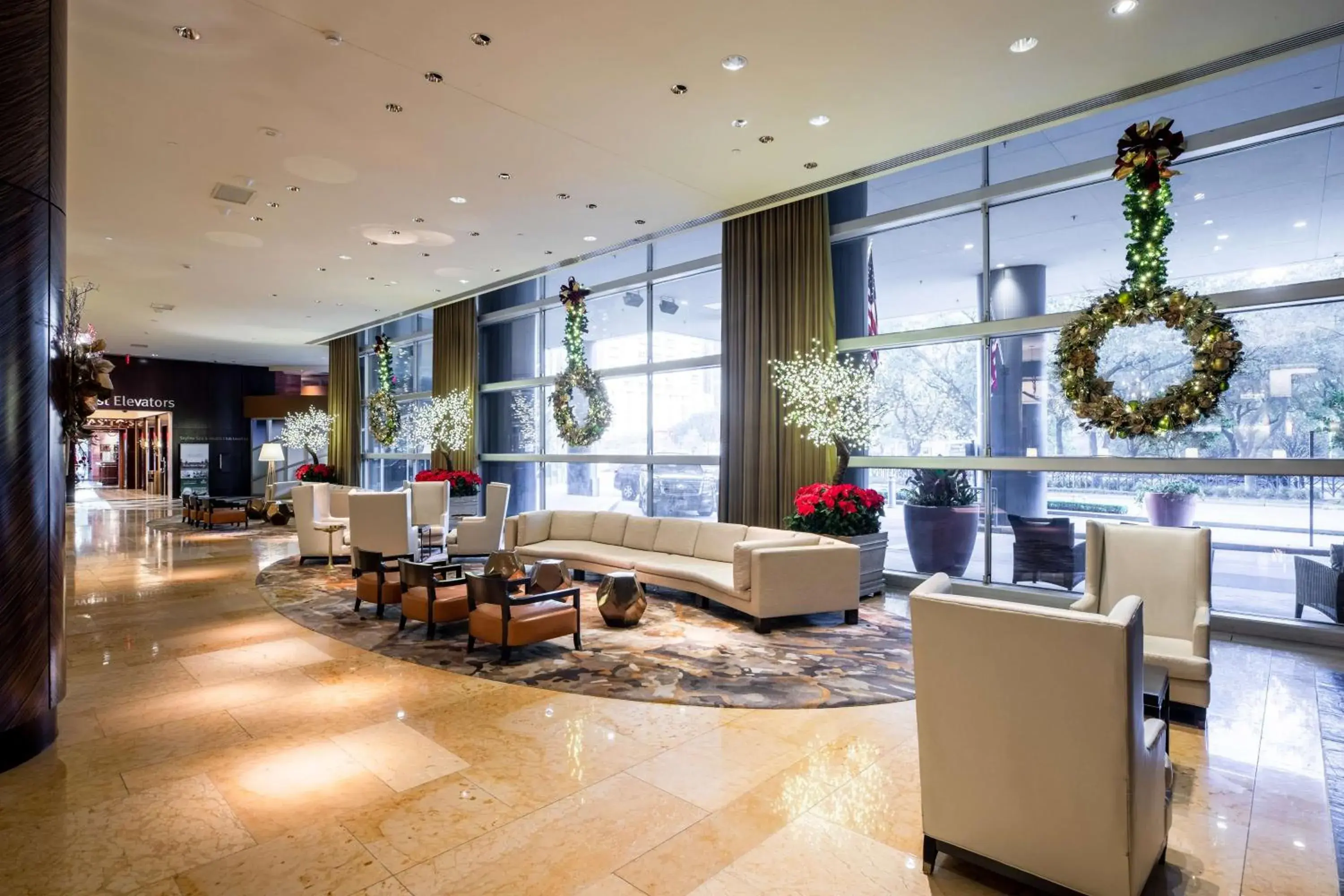 Lobby or reception in Hilton Americas - Houston Lobby or reception in Hilton Americas - Houston