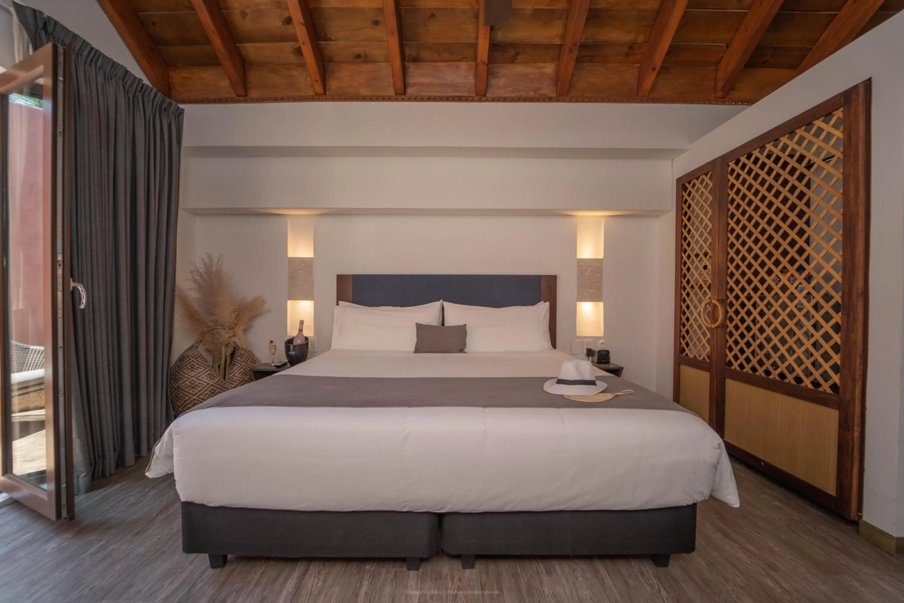 Bed in Hotel Santa Catalina By OxoHotel