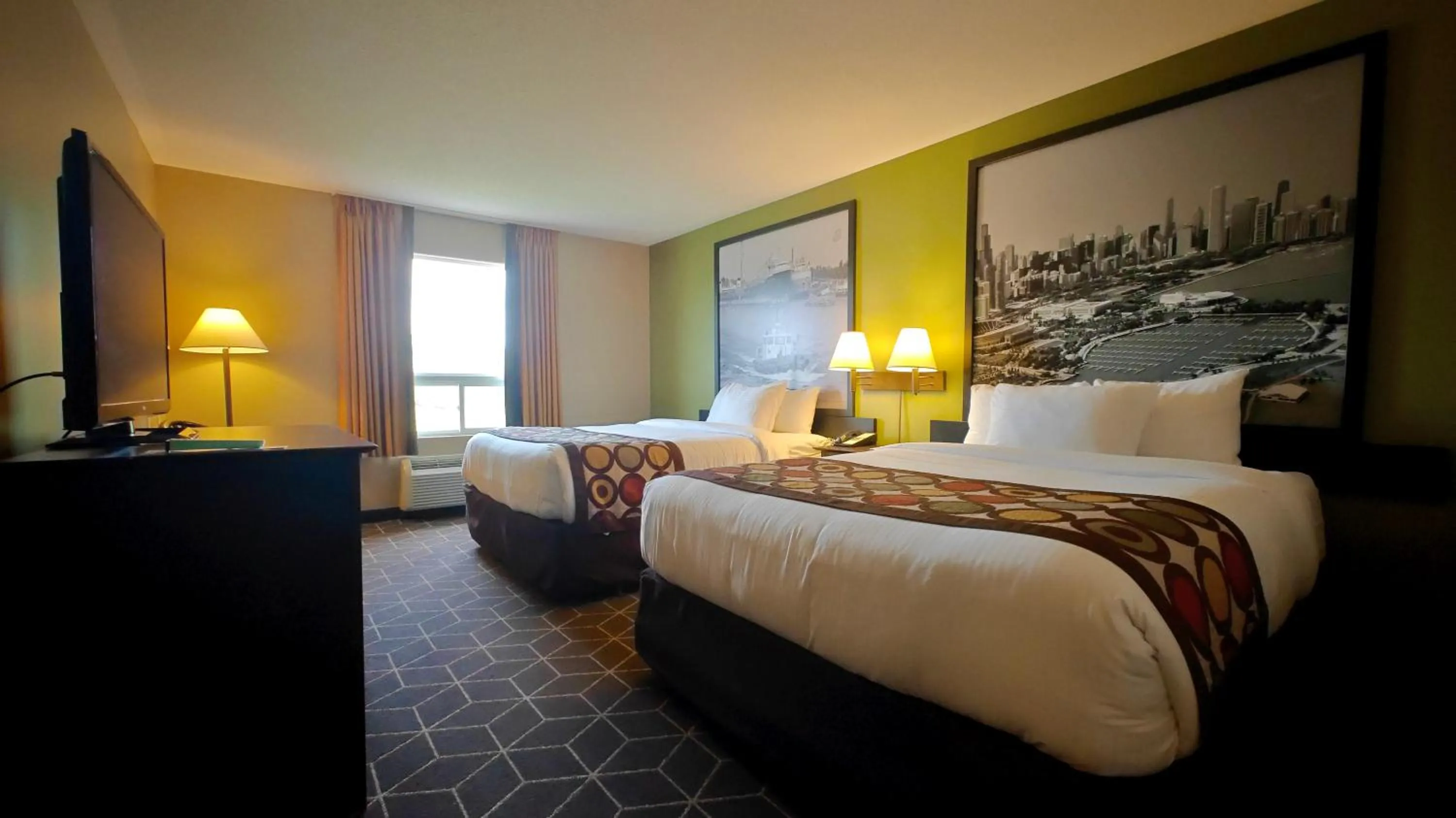 Bed in Super 8 by Wyndham Midland