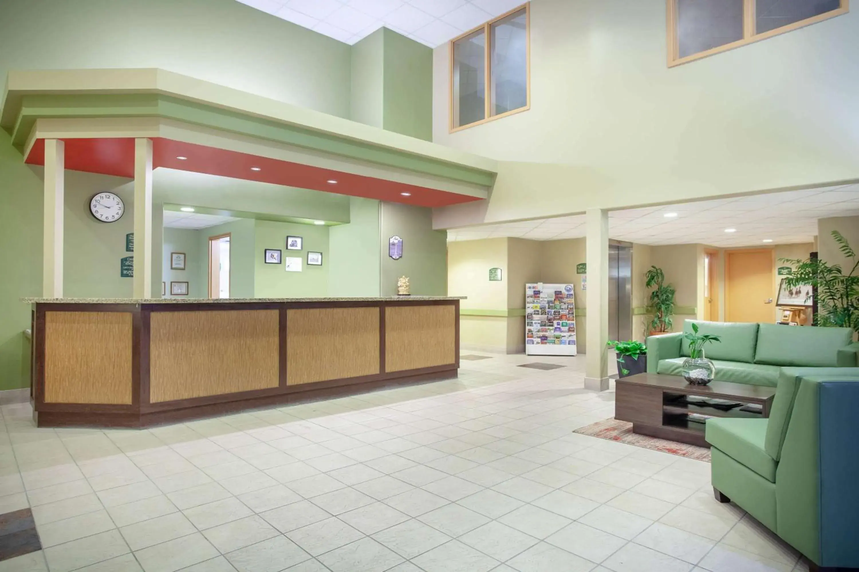 Lobby or reception in Super 8 by Wyndham Midland Lobby or reception in Super 8 by Wyndham Midland