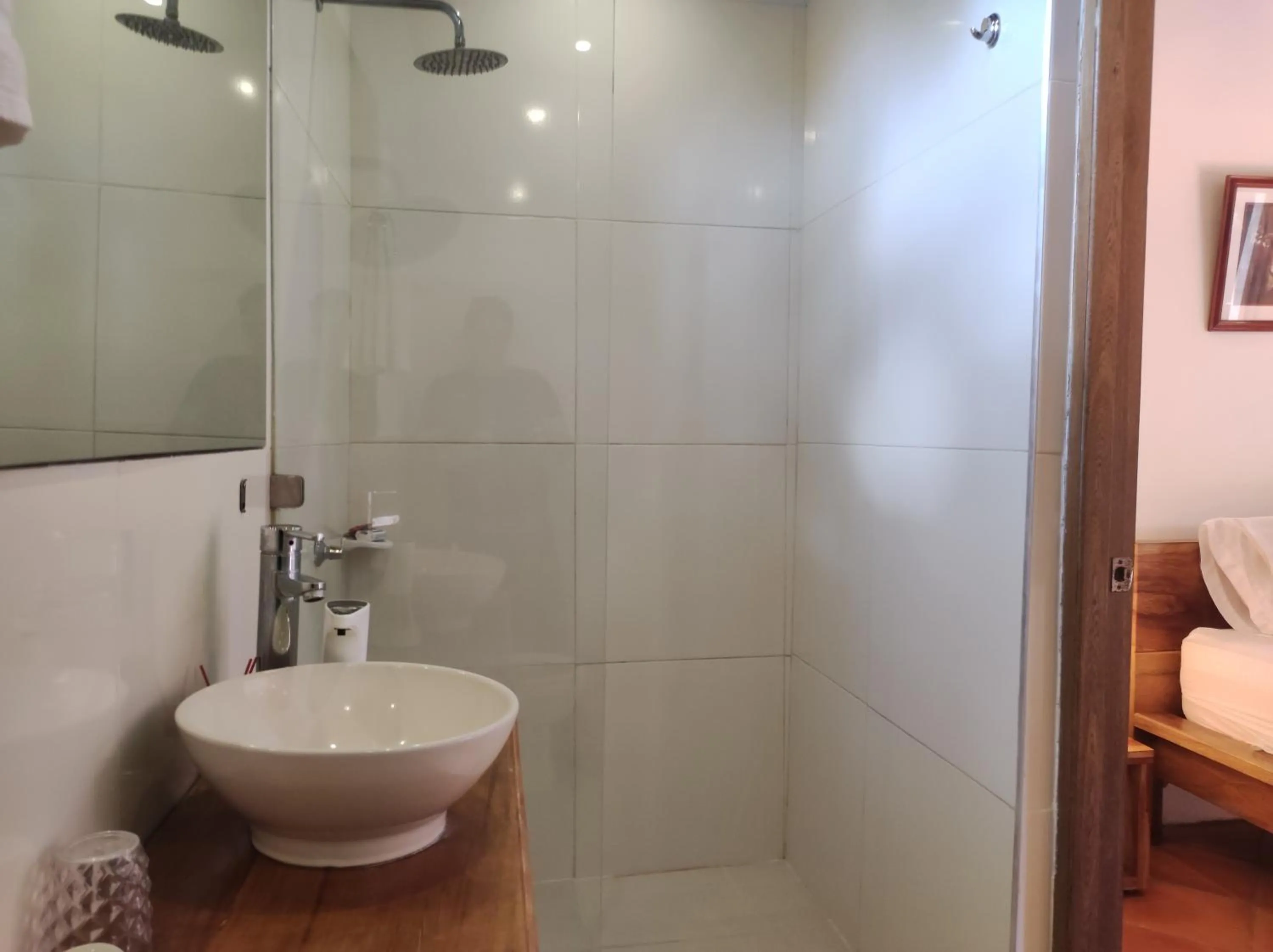 Bathroom in HOTEL NIETO MOMPOX, ubicado en el corazón del centro histórico, frente al rio magdalena en zona de malecón