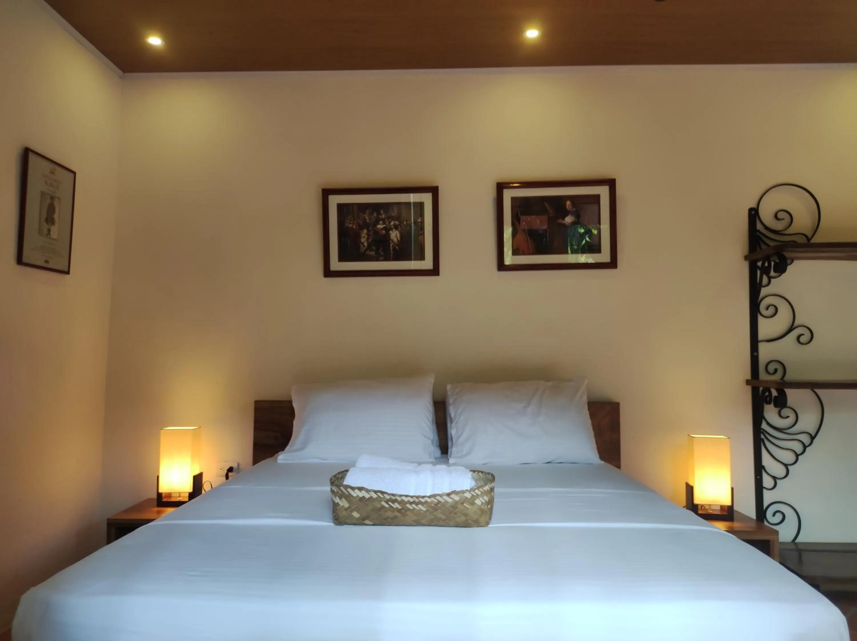 Bed in HOTEL NIETO MOMPOX, ubicado en el corazón del centro histórico, frente al rio magdalena en zona de malecón