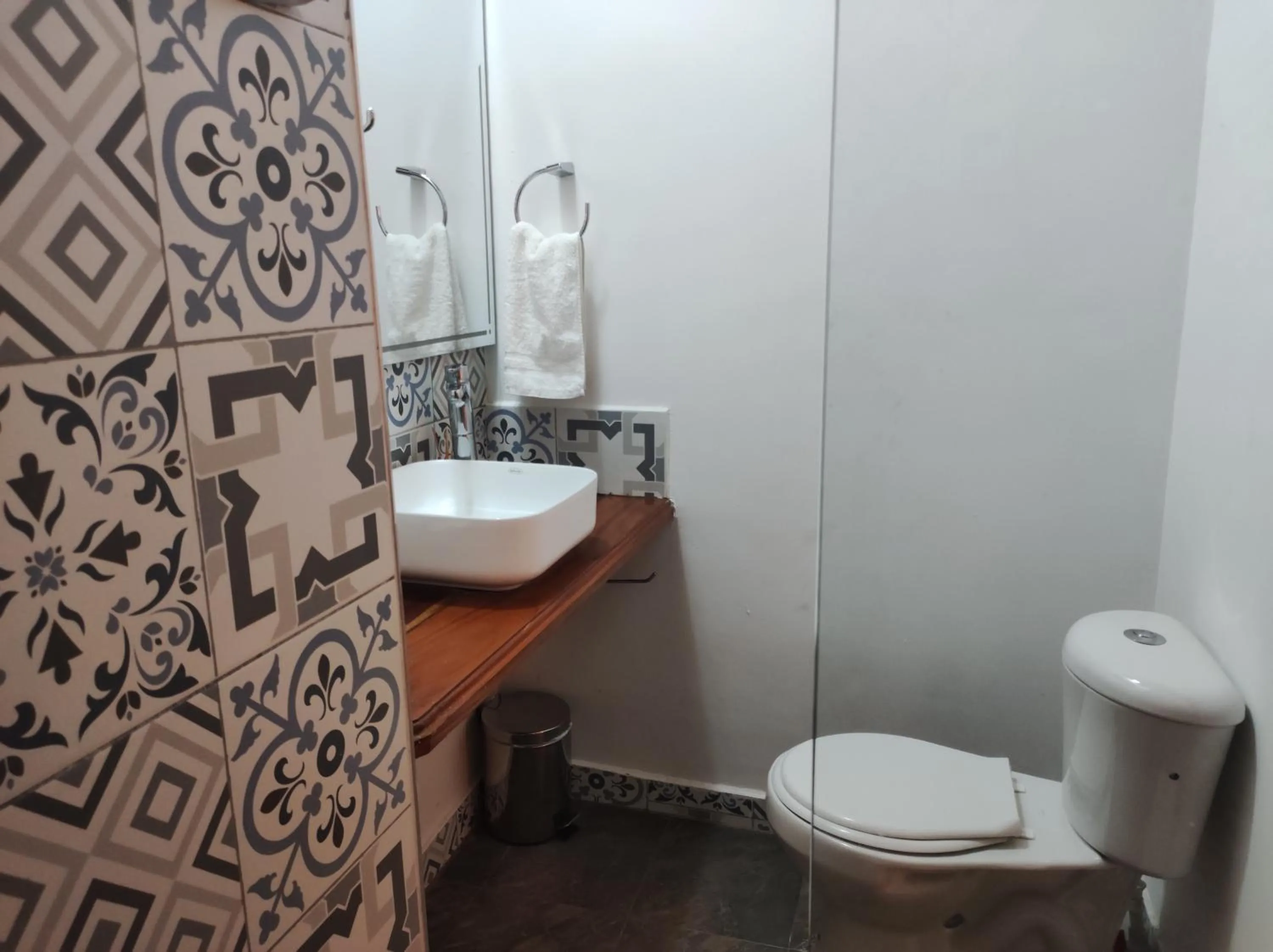Bathroom in HOTEL NIETO MOMPOX, ubicado en el corazón del centro histórico, frente al rio magdalena en zona de malecón