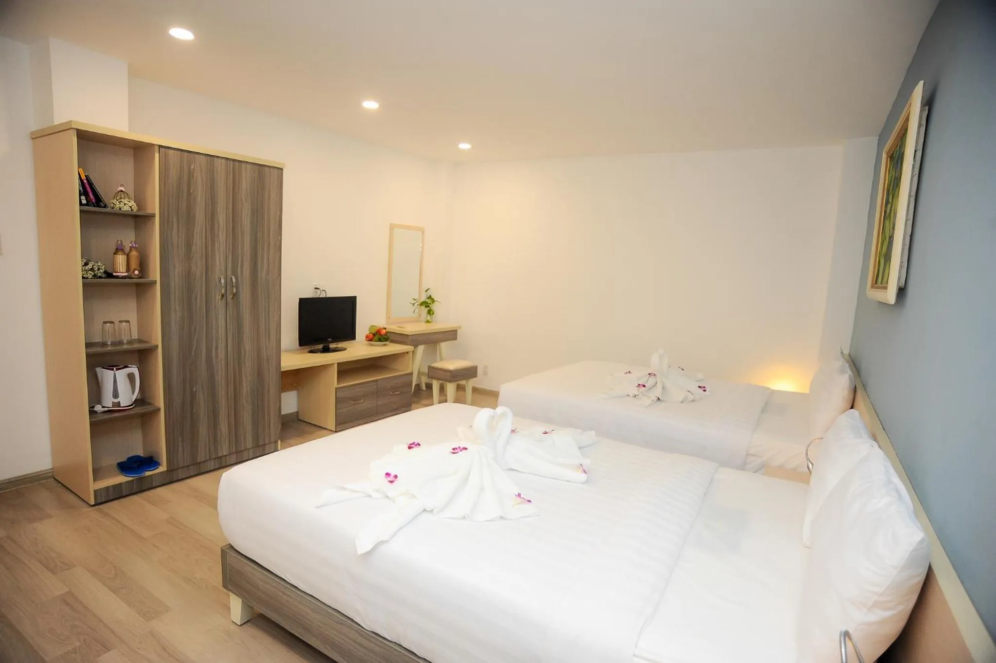 Bed in My Anh 120 Central Saigon Hotel Ben Thanh Market