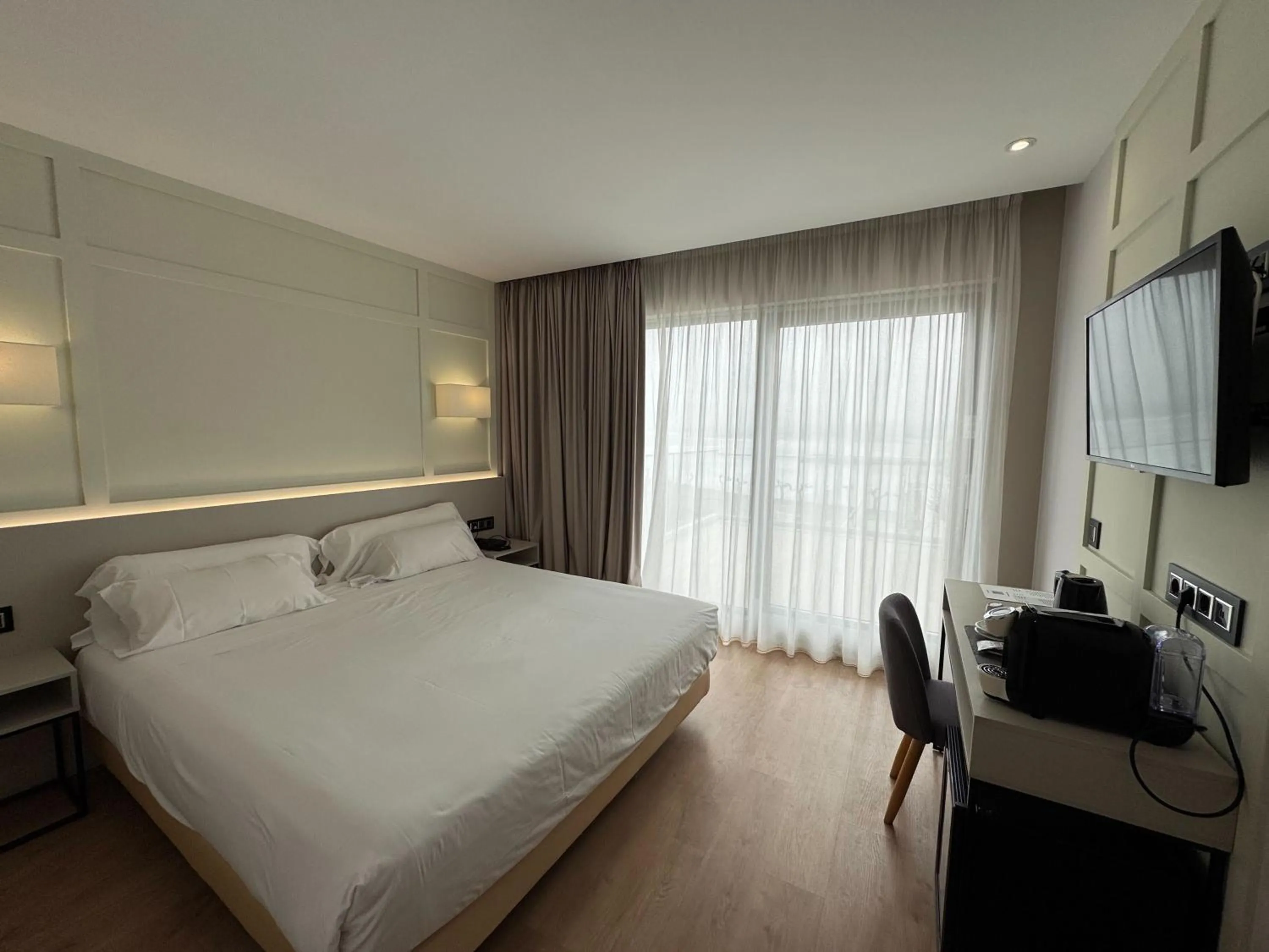 Bed in Playa de Foz Hotel & Spa by gaiarooms