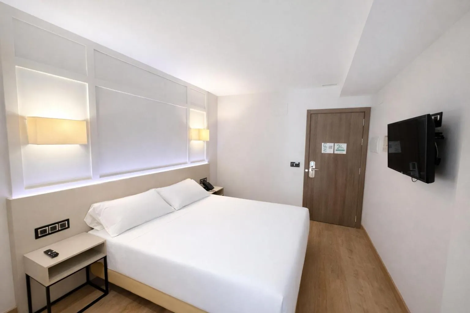 Bed in Playa de Foz Hotel & Spa by gaiarooms