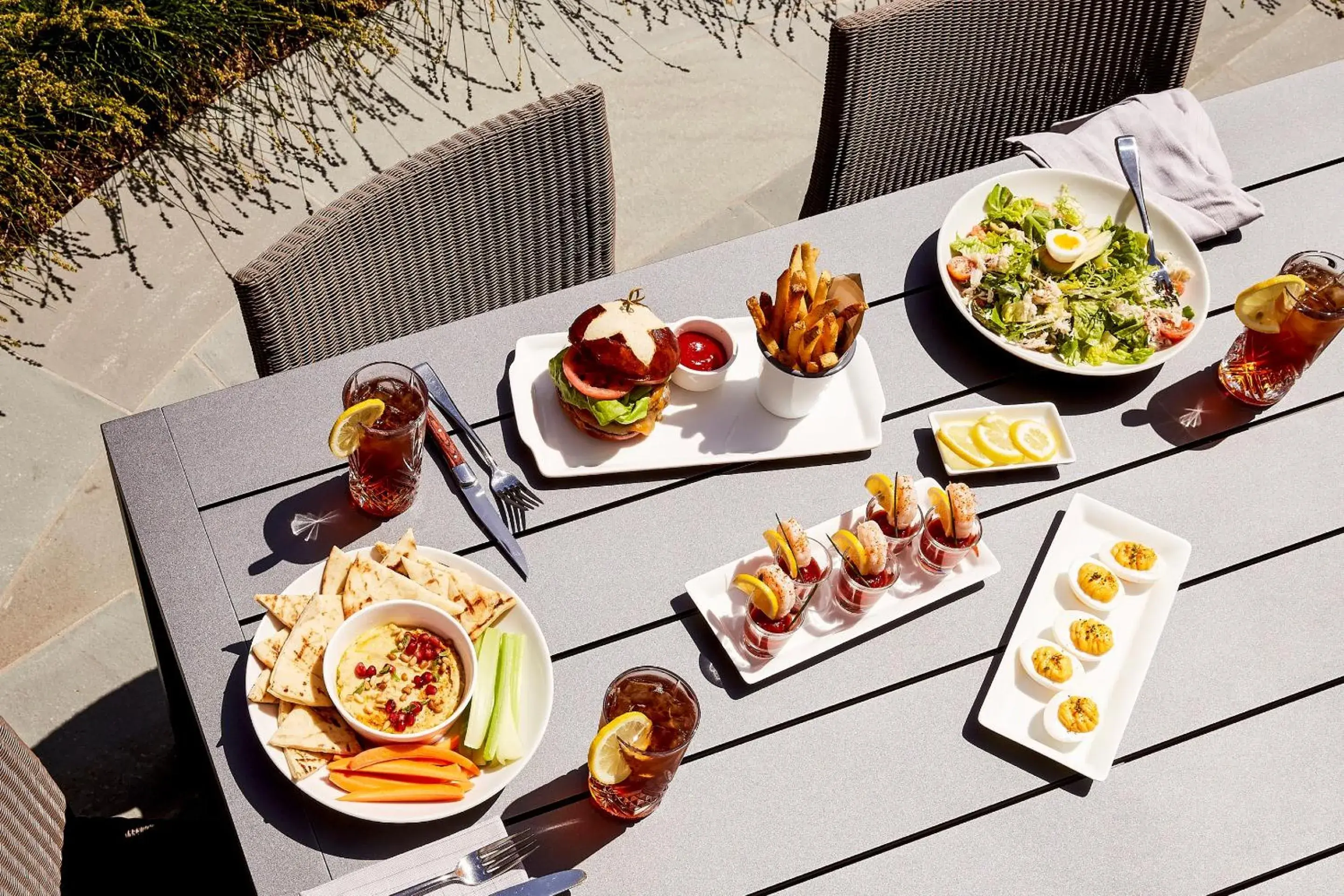 Food and drinks in The Stanford Park Hotel Food and drinks in The Stanford Park Hotel