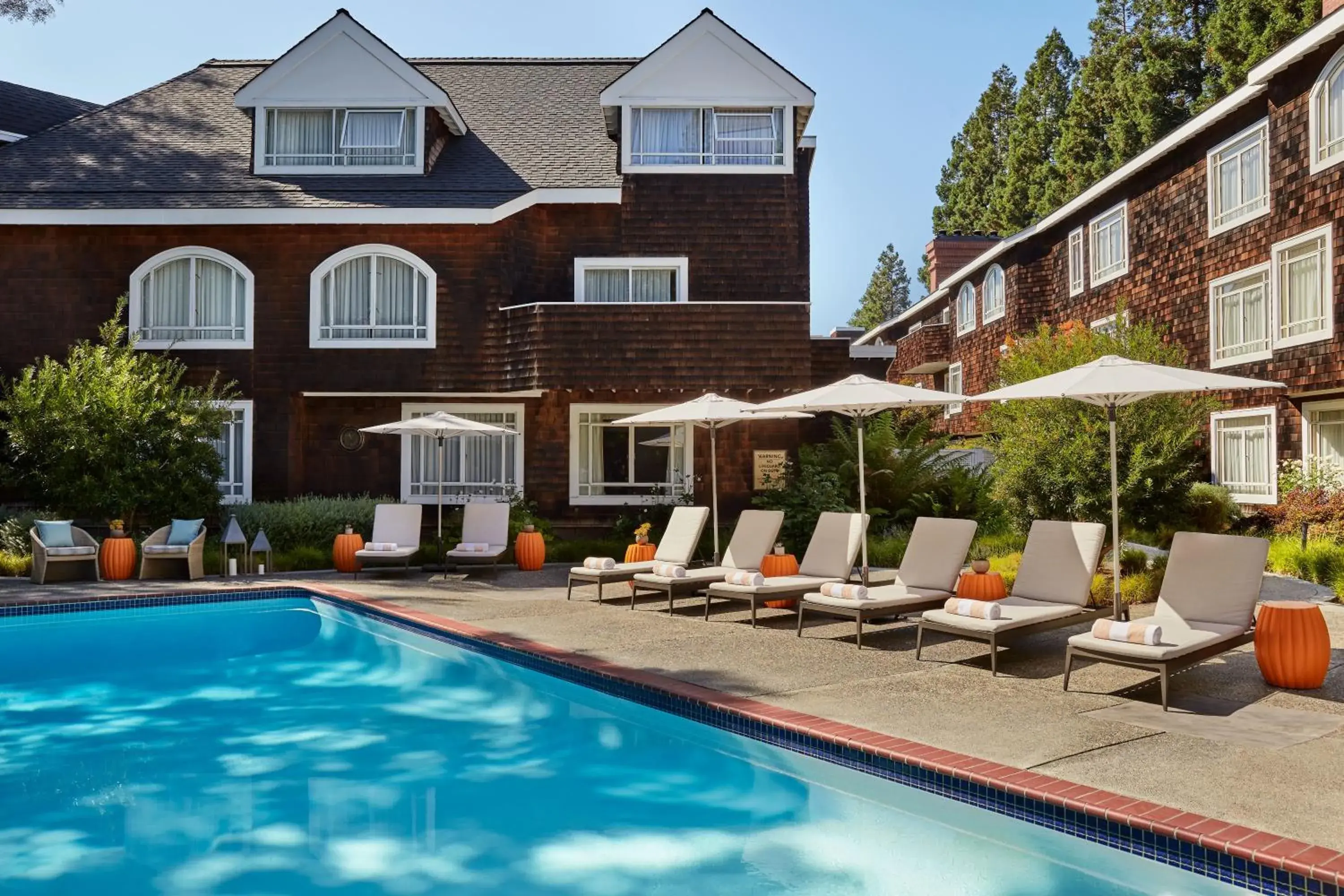 Pool view in The Stanford Park Hotel Pool view in The Stanford Park Hotel