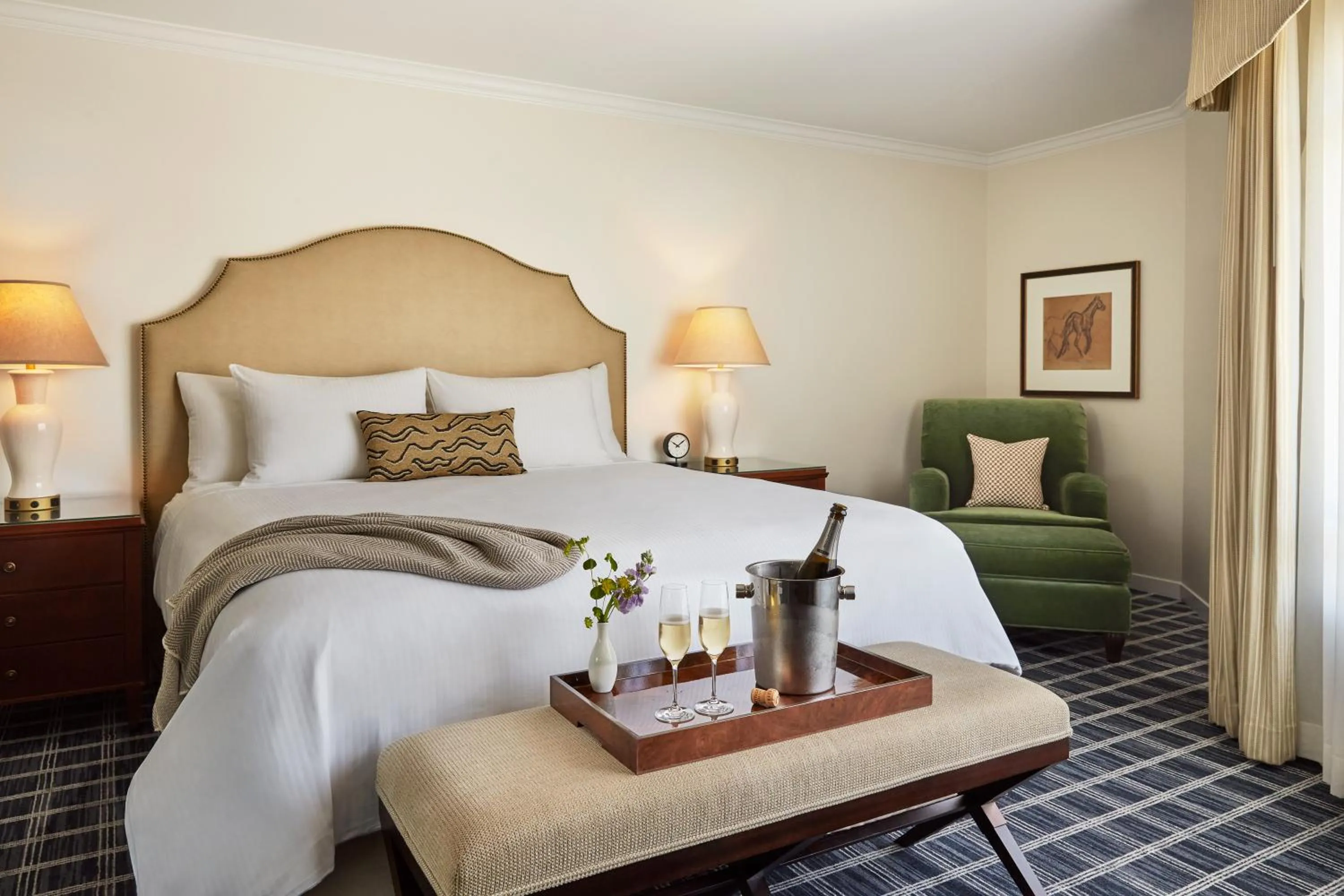 Bed in The Stanford Park Hotel