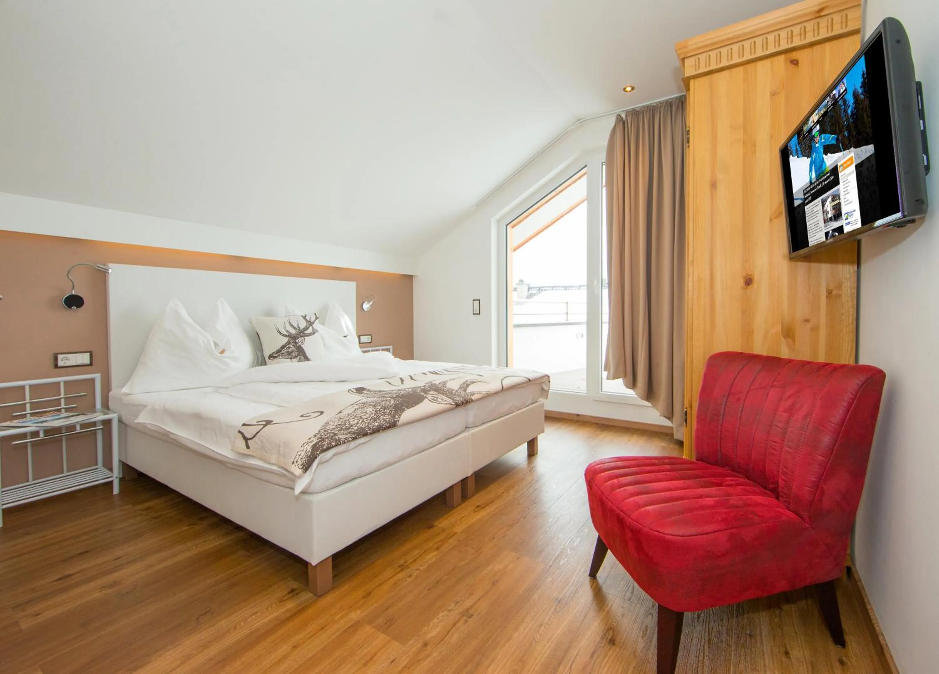 Bedroom, Bed in Appartement Living Schönwies apartments with private Infrared cabin and Zell am See Kaprun summercard
