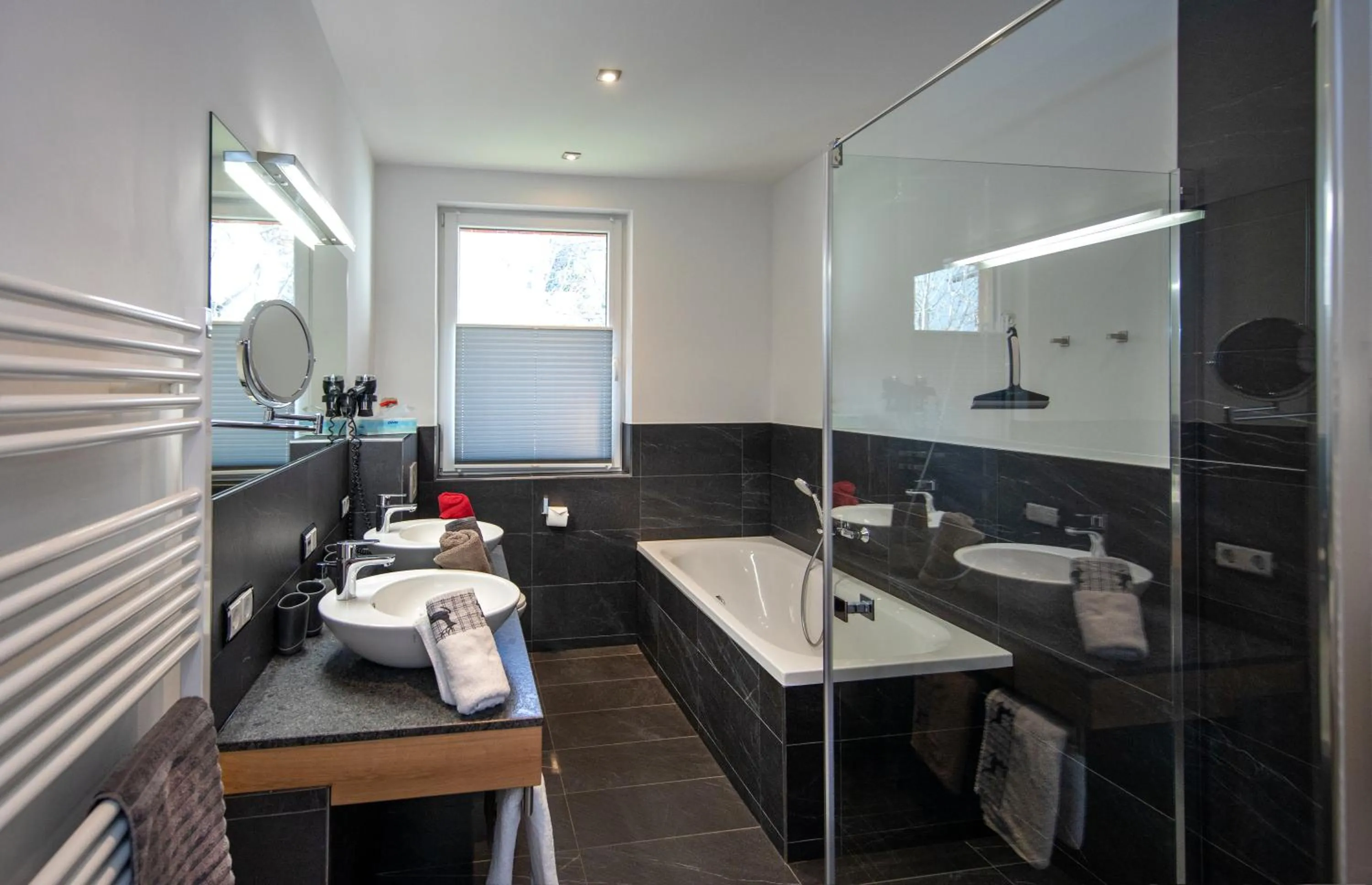 Bathroom in Appartement Living Schönwies apartments with private Infrared cabin and Zell am See Kaprun summercard