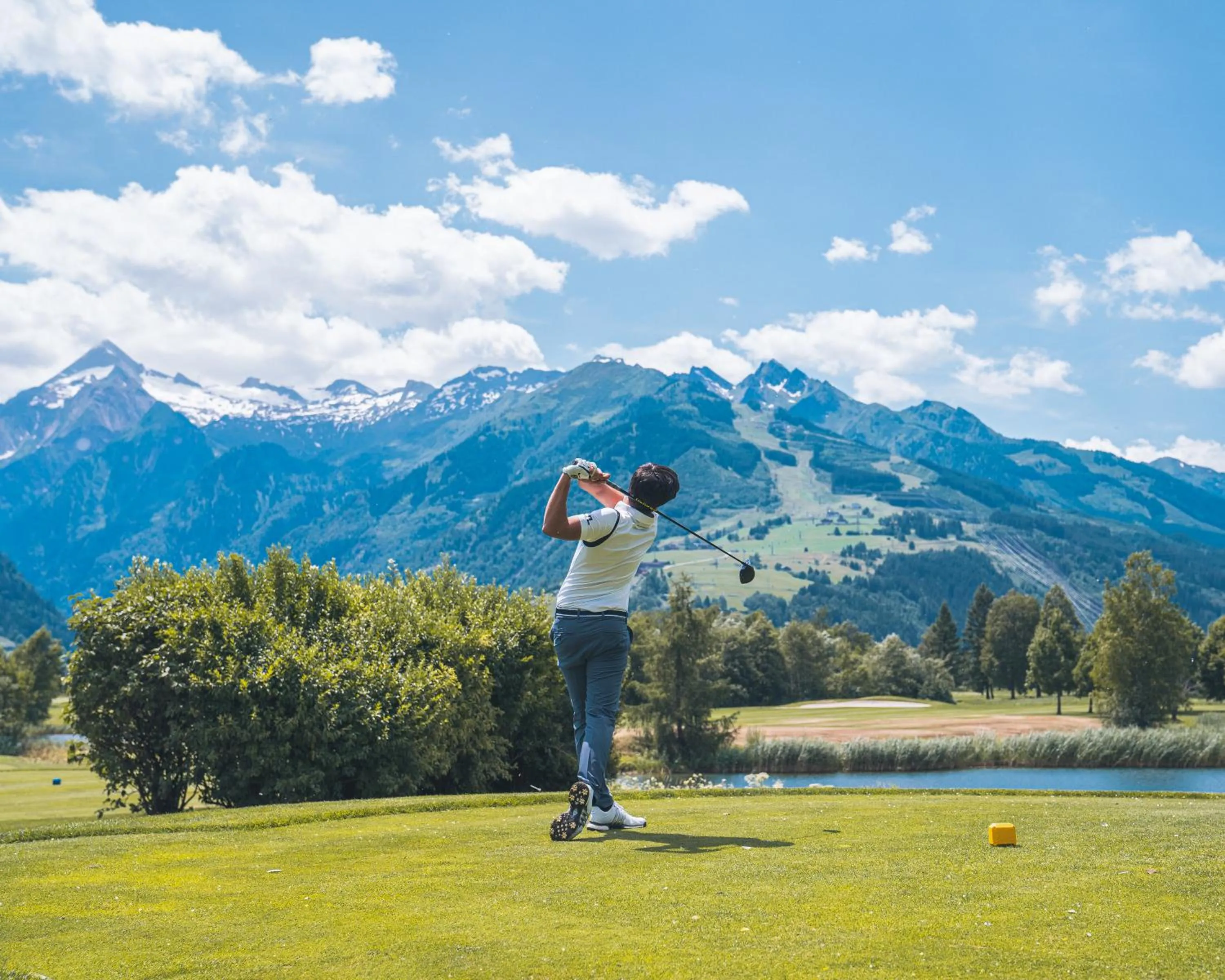 Golfcourse in Appartement Living Schönwies apartments with private Infrared cabin and Zell am See Kaprun summercard