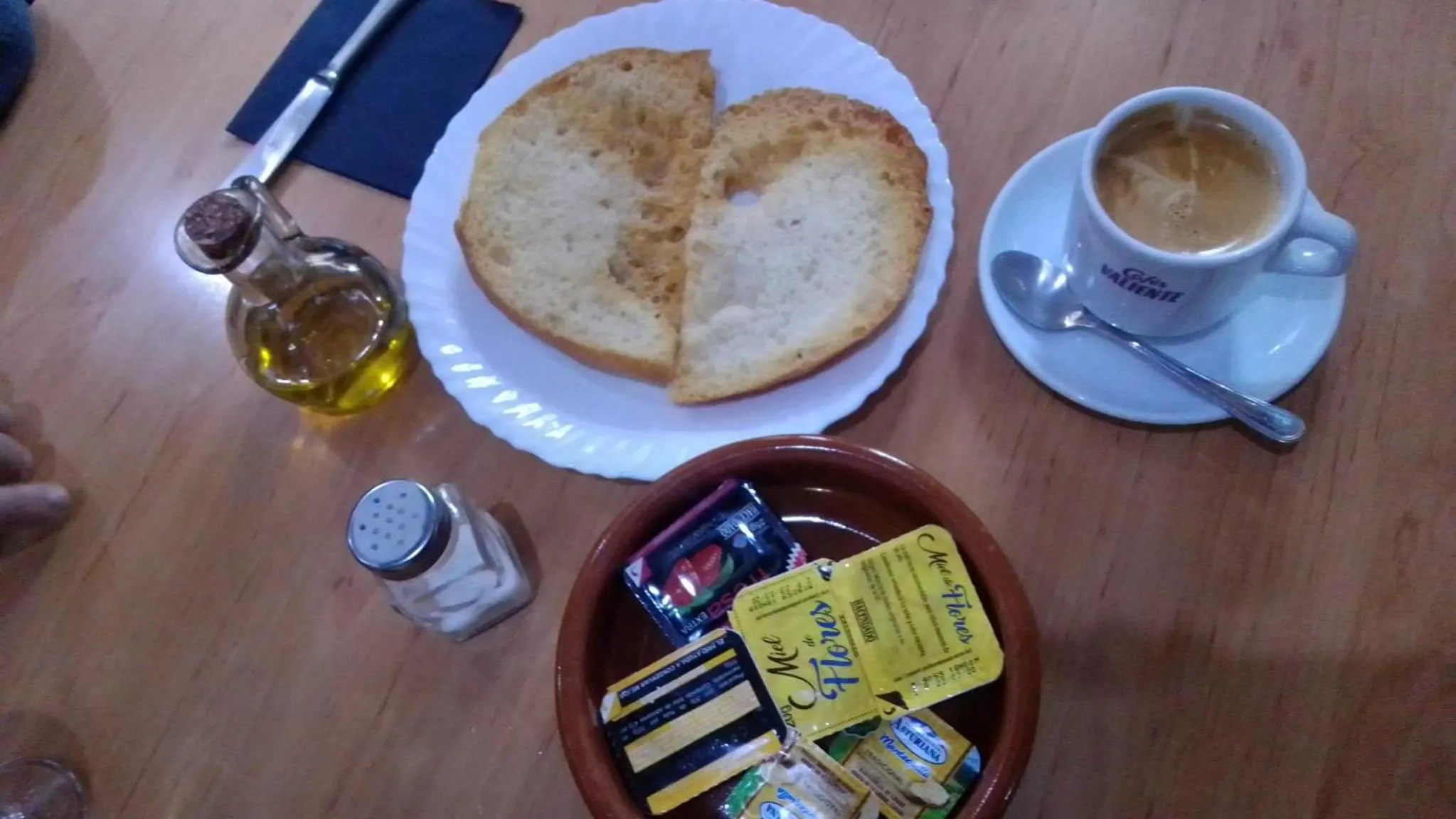 Breakfast in La Barbacana