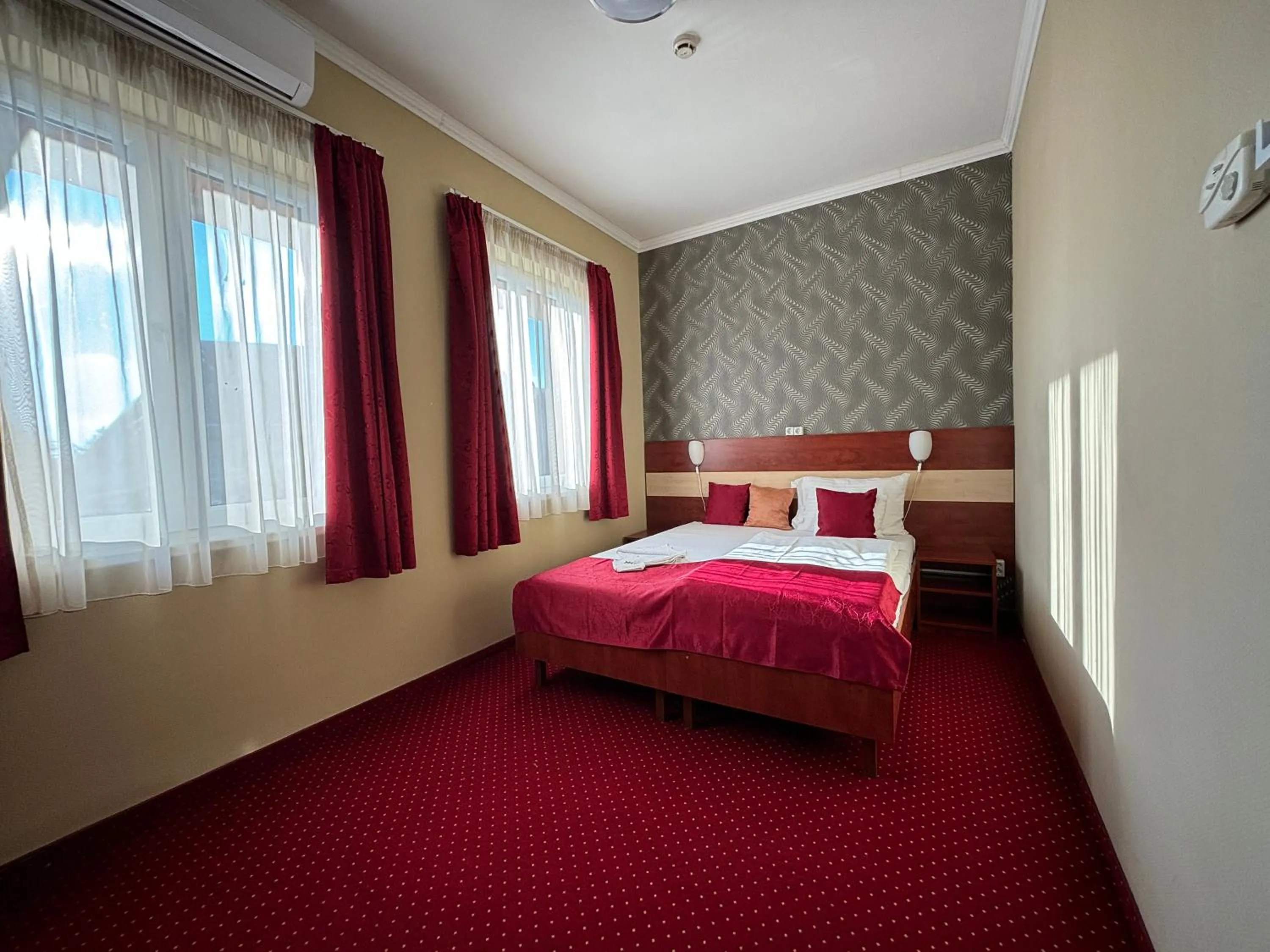 Photo of the whole room, Bed in Libra Hotel
