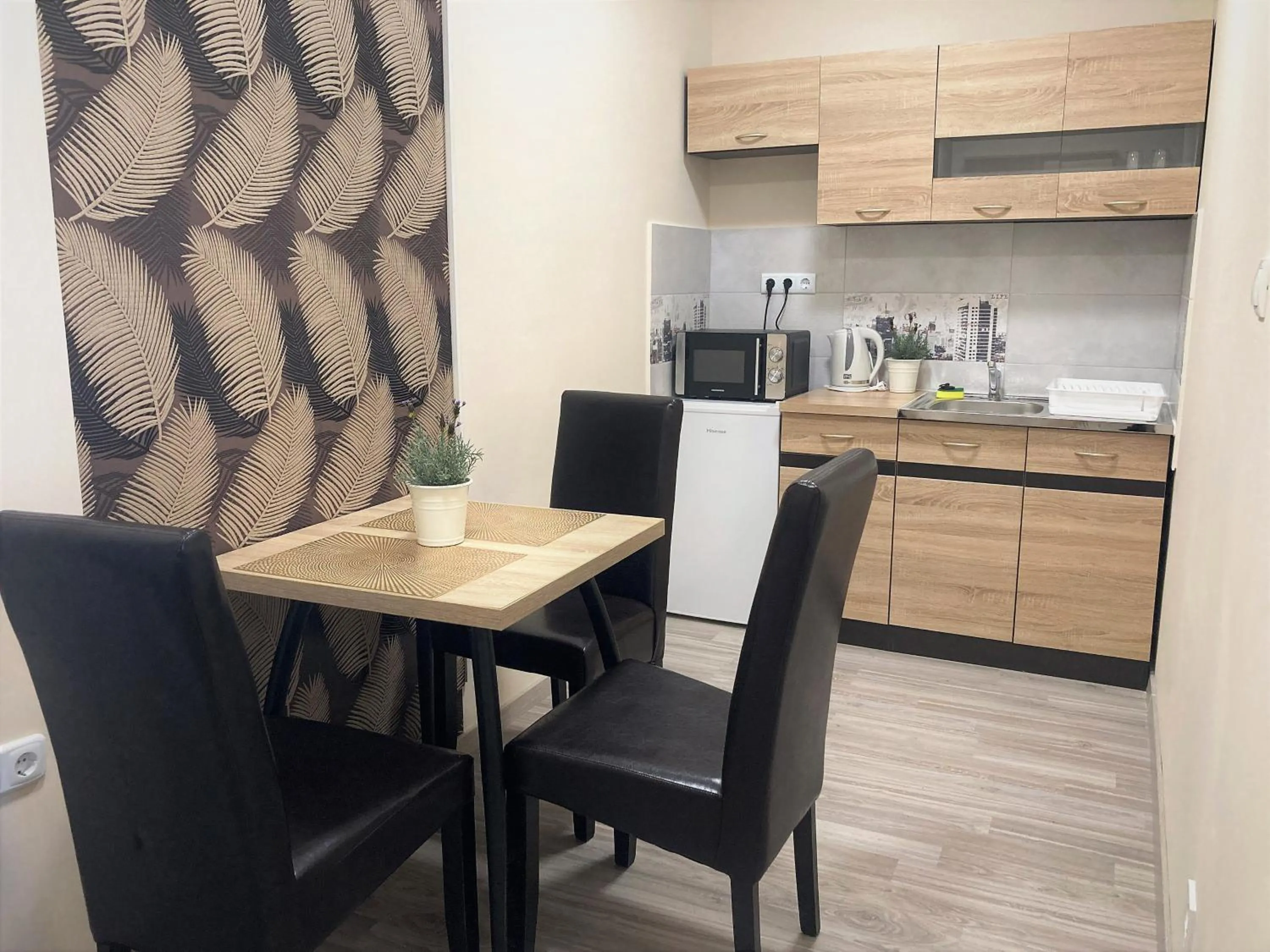 Photo of the whole room in Libra Hotel