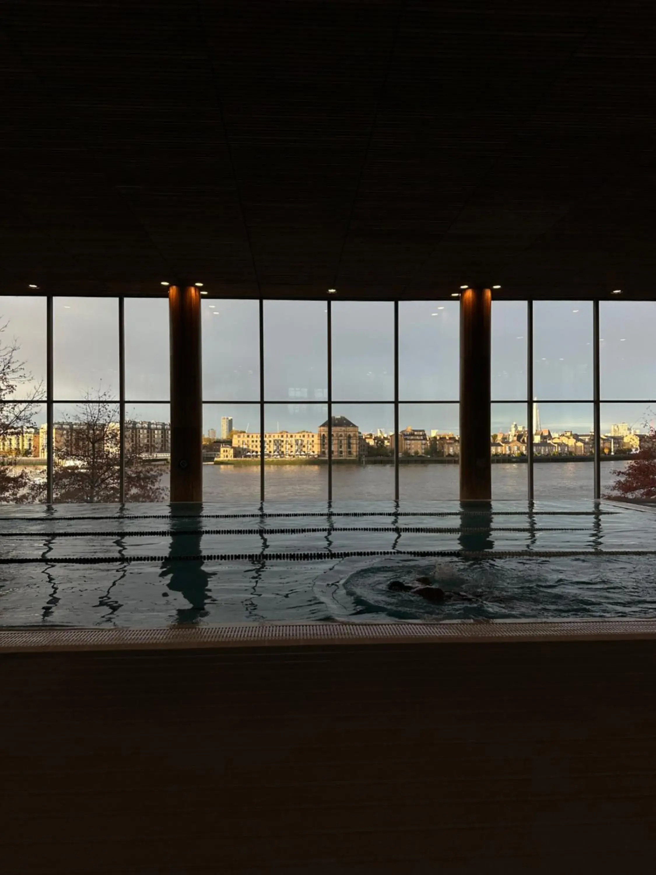 Swimming pool in Canary Riverside Plaza Hotel Swimming pool in Canary Riverside Plaza Hotel