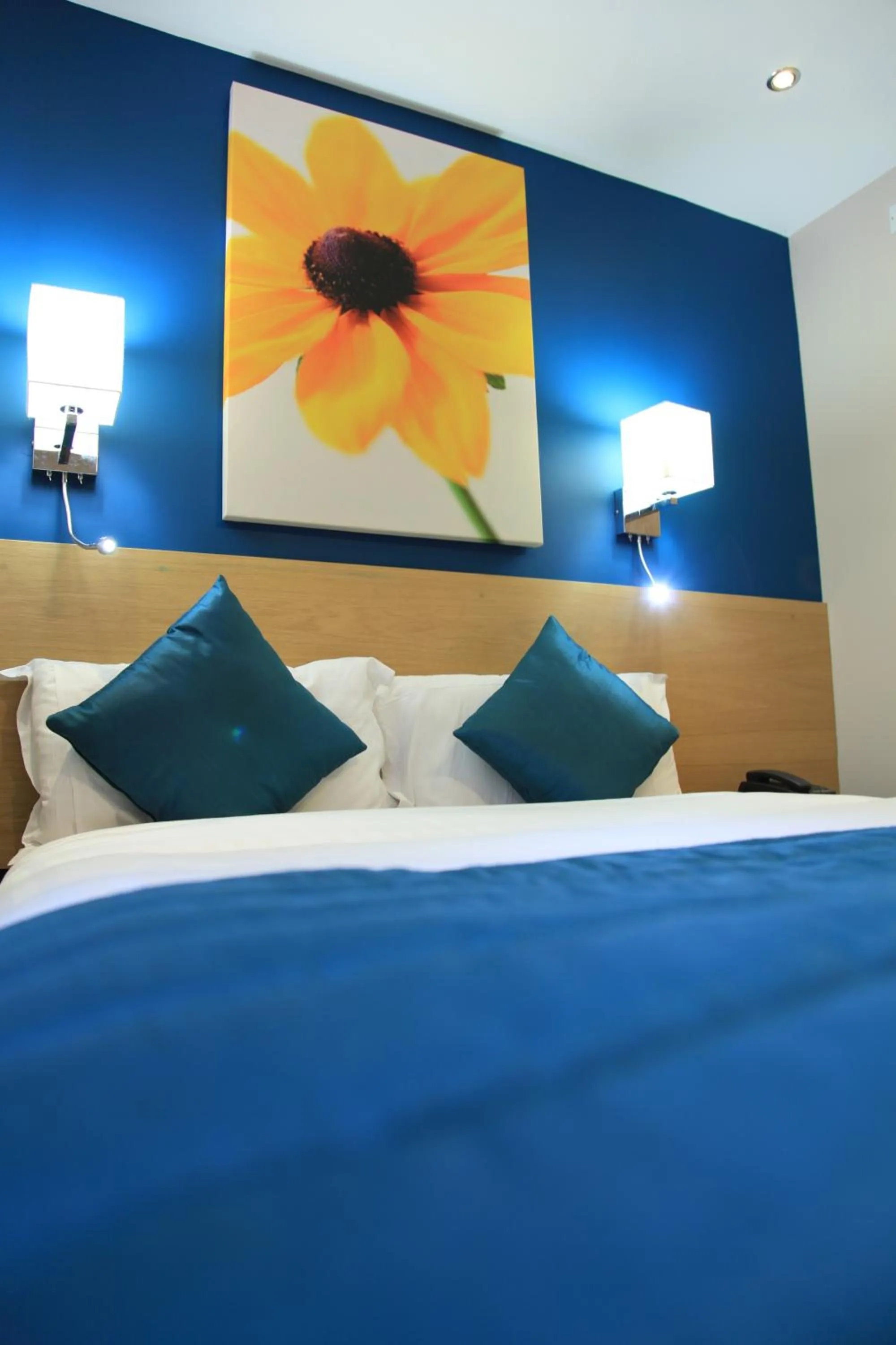 Bed in Sheriff Hotel