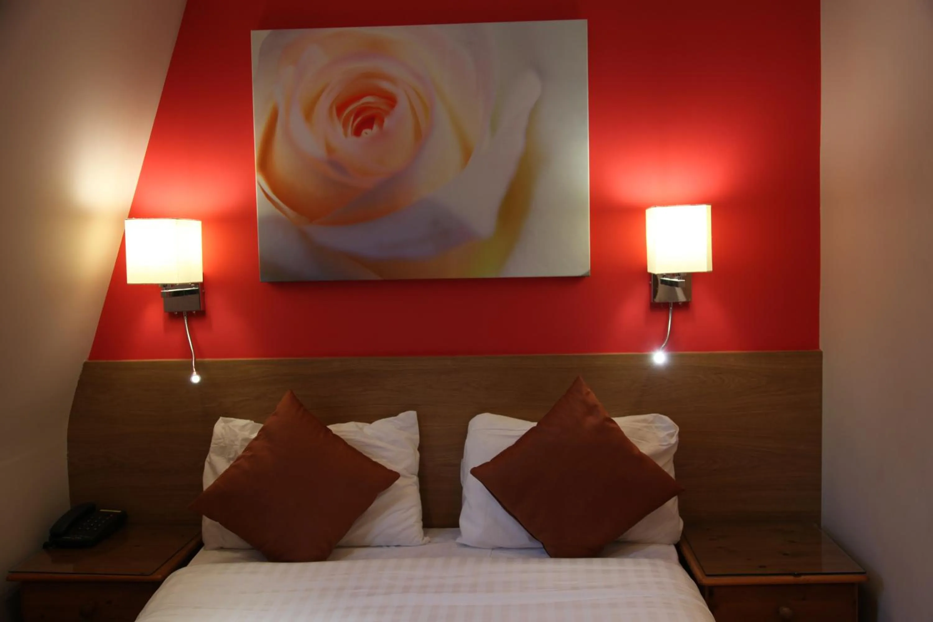 Bed in Sheriff Hotel