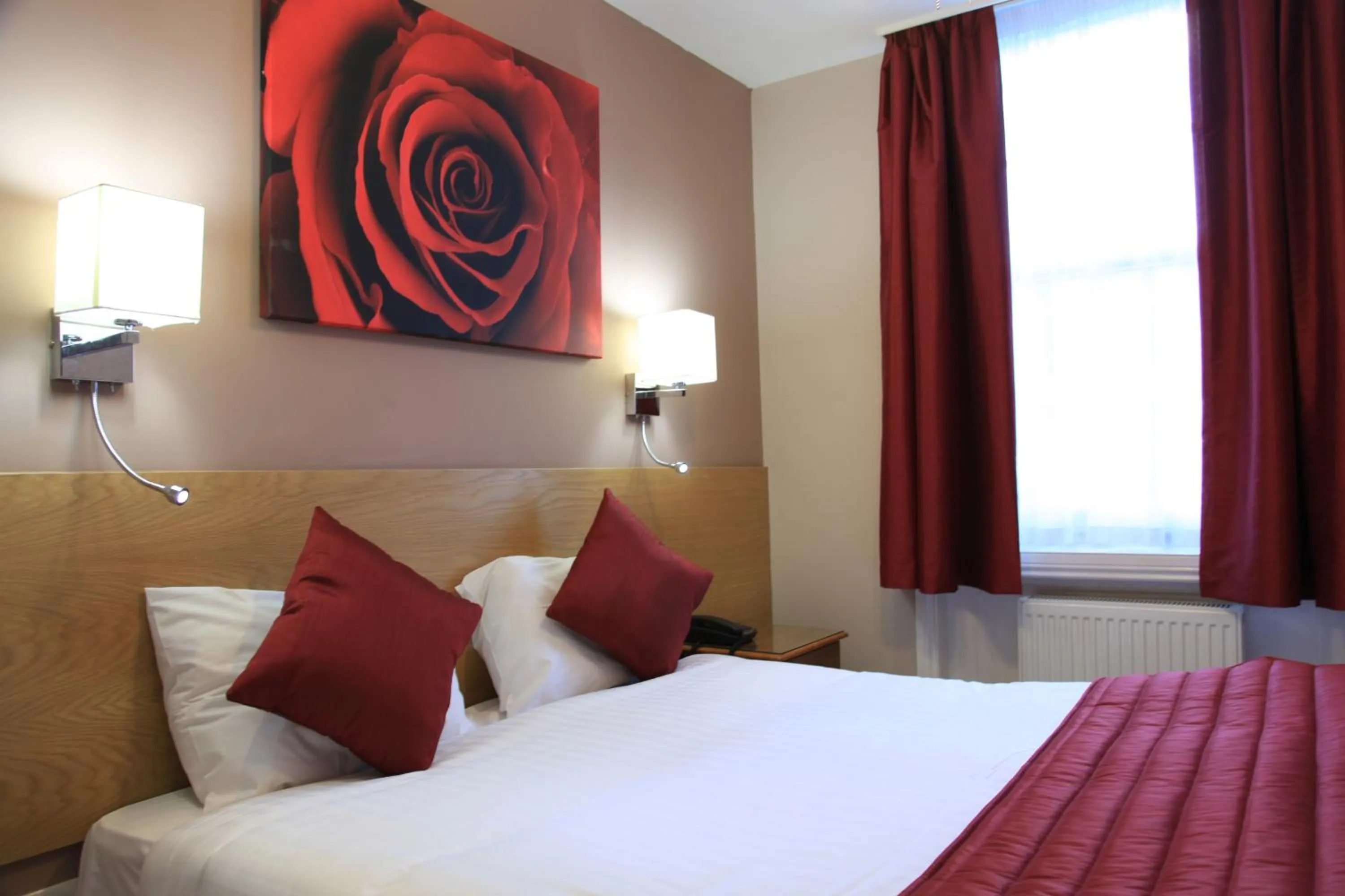 Bed in Sheriff Hotel