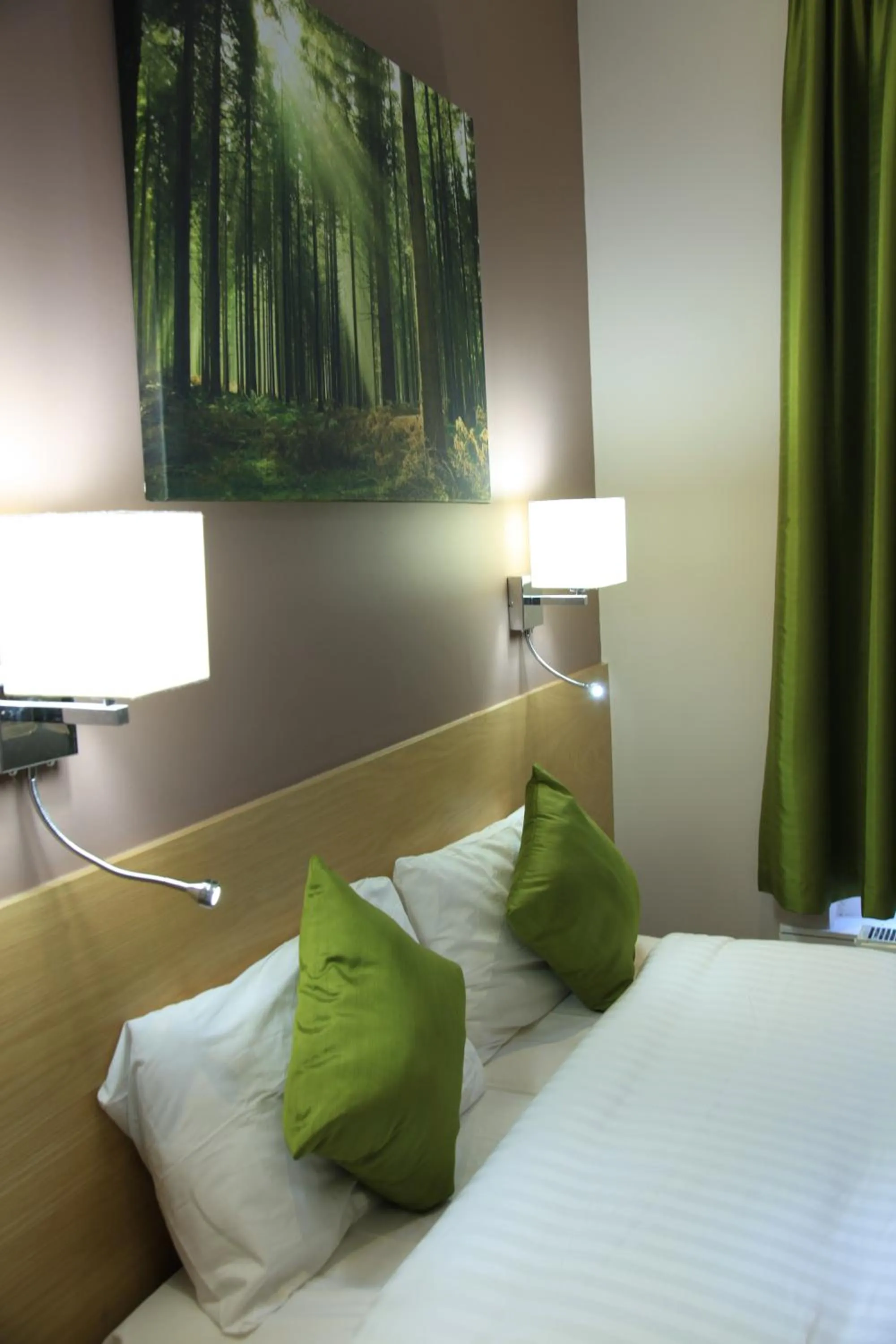 Bed in Sheriff Hotel