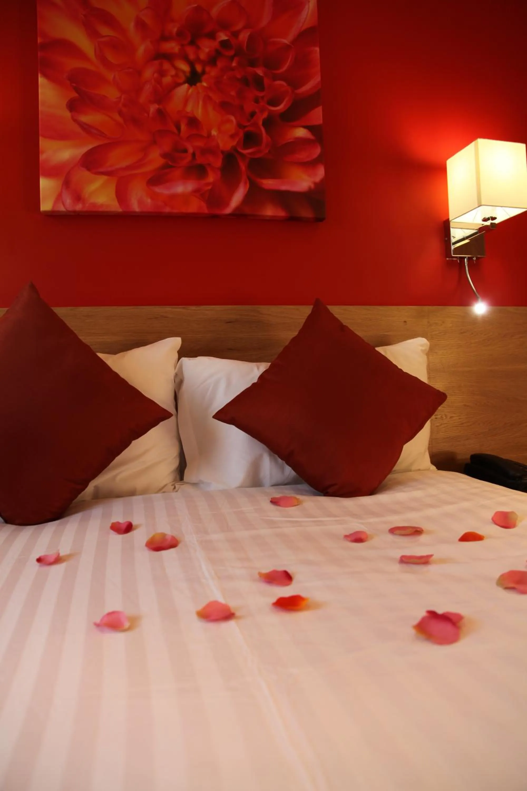 Bed in Sheriff Hotel