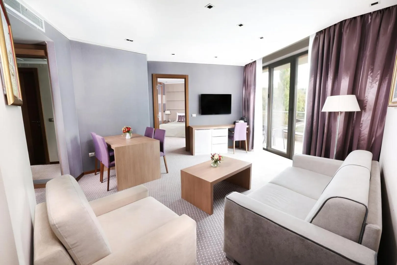 Living room, Bed in Hotel Premier Aqua - Adults Only