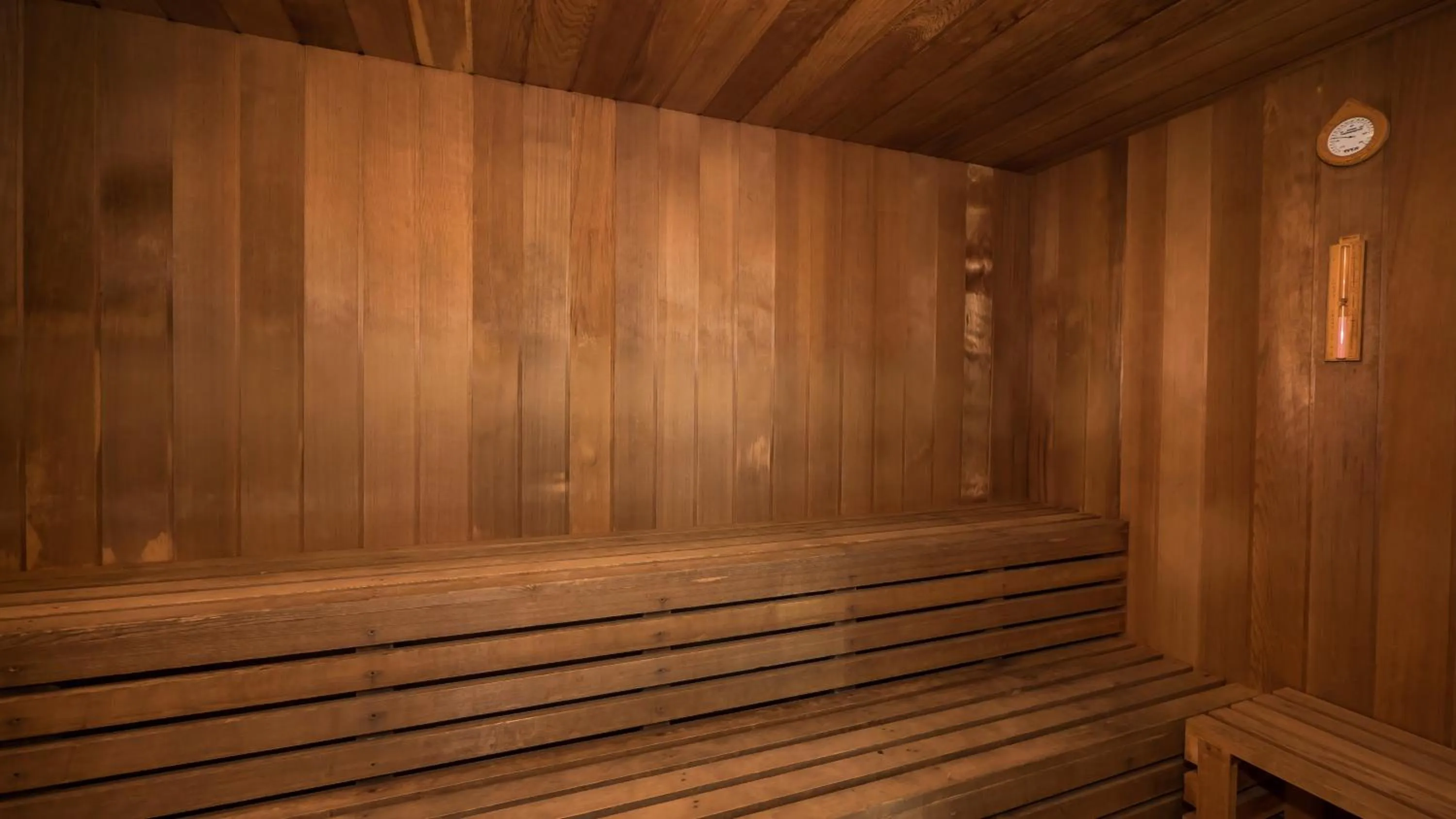 Sauna in Pacific Views Resort