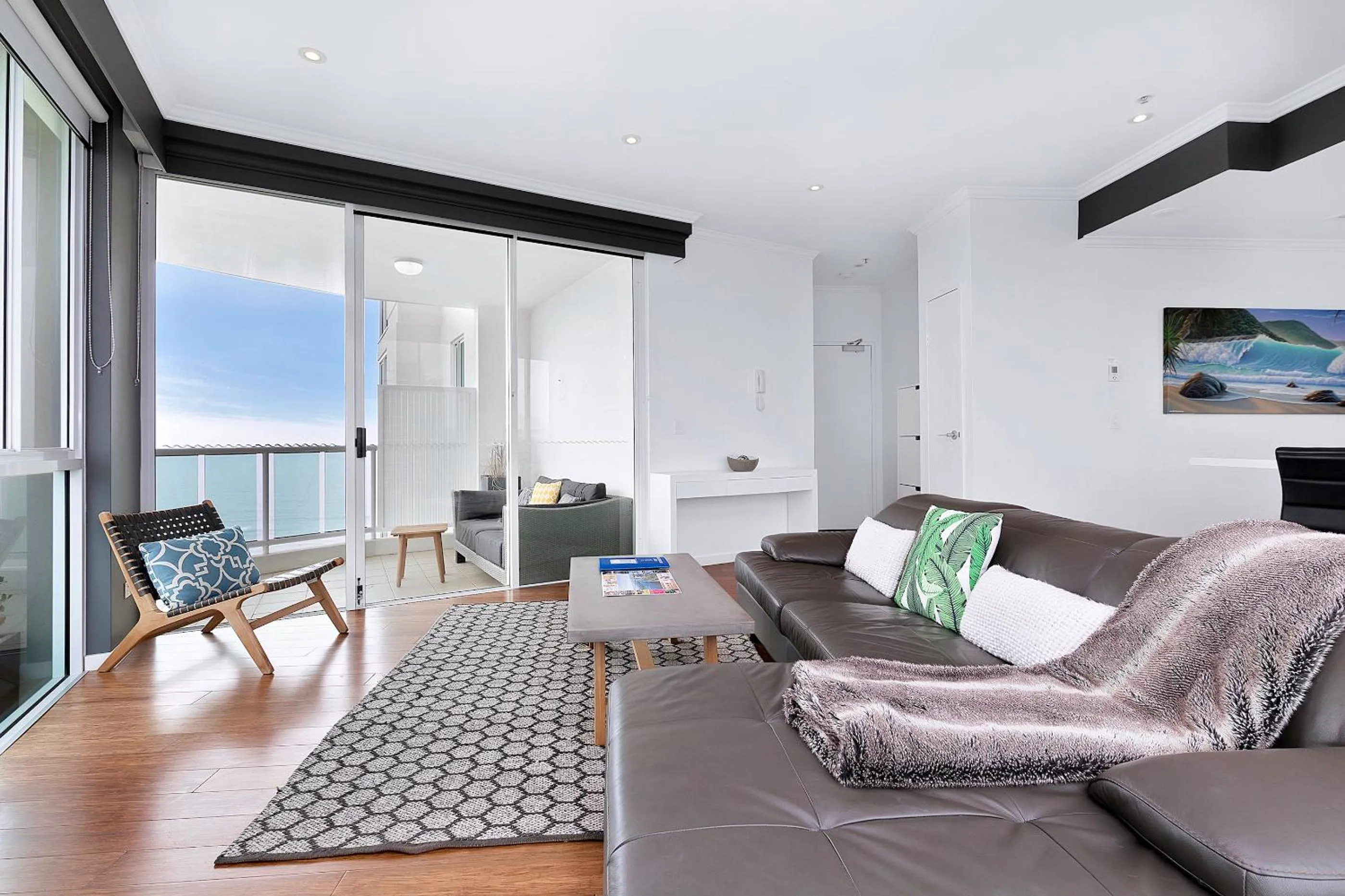 Living room in Pacific Views Resort