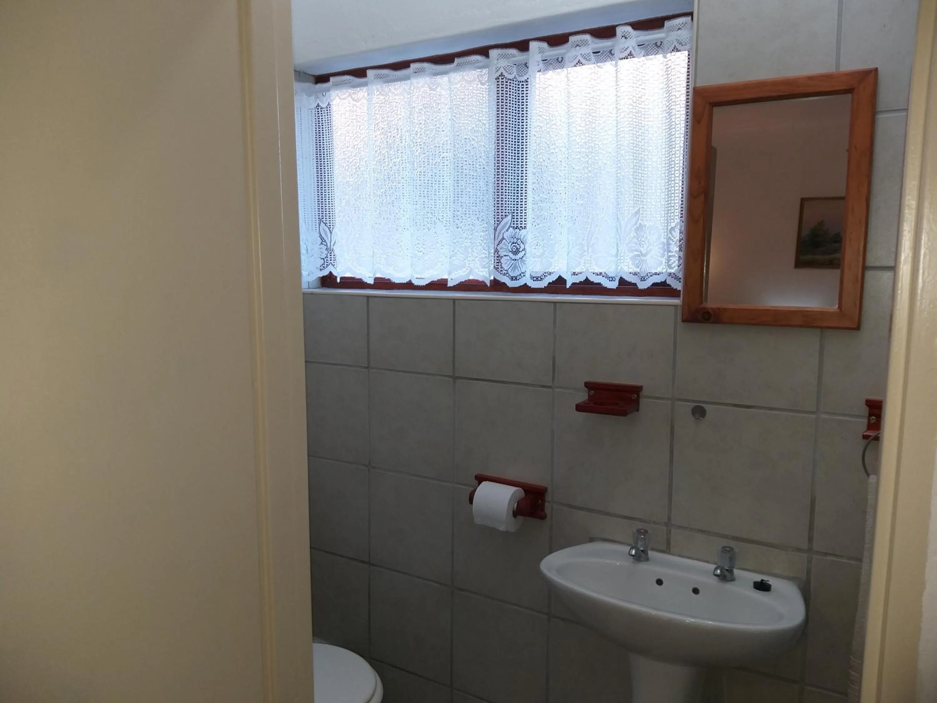 Bathroom in DJ'S B&B in Table View Cape Town