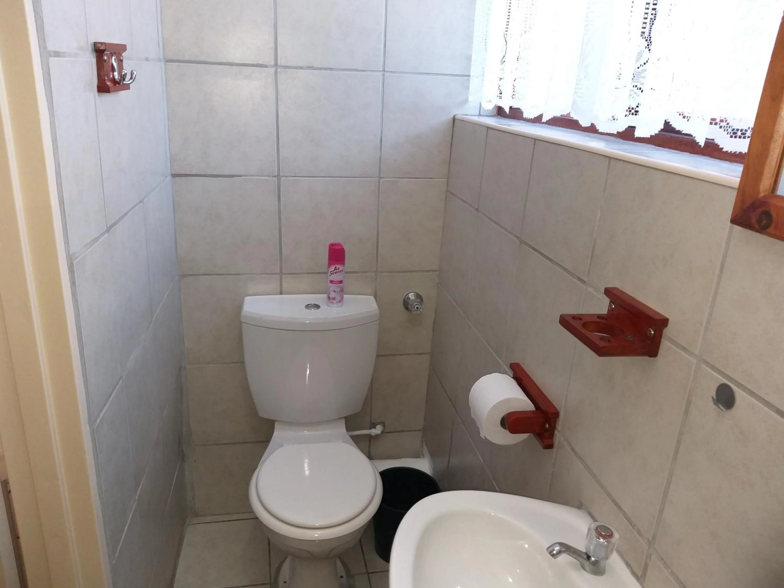 Bathroom in DJ'S B&B in Table View Cape Town