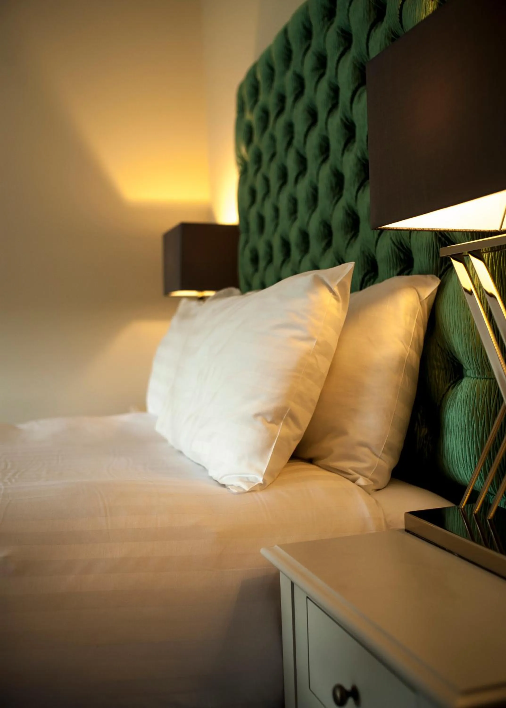 Bedroom, Bed in Mansion House Llansteffan