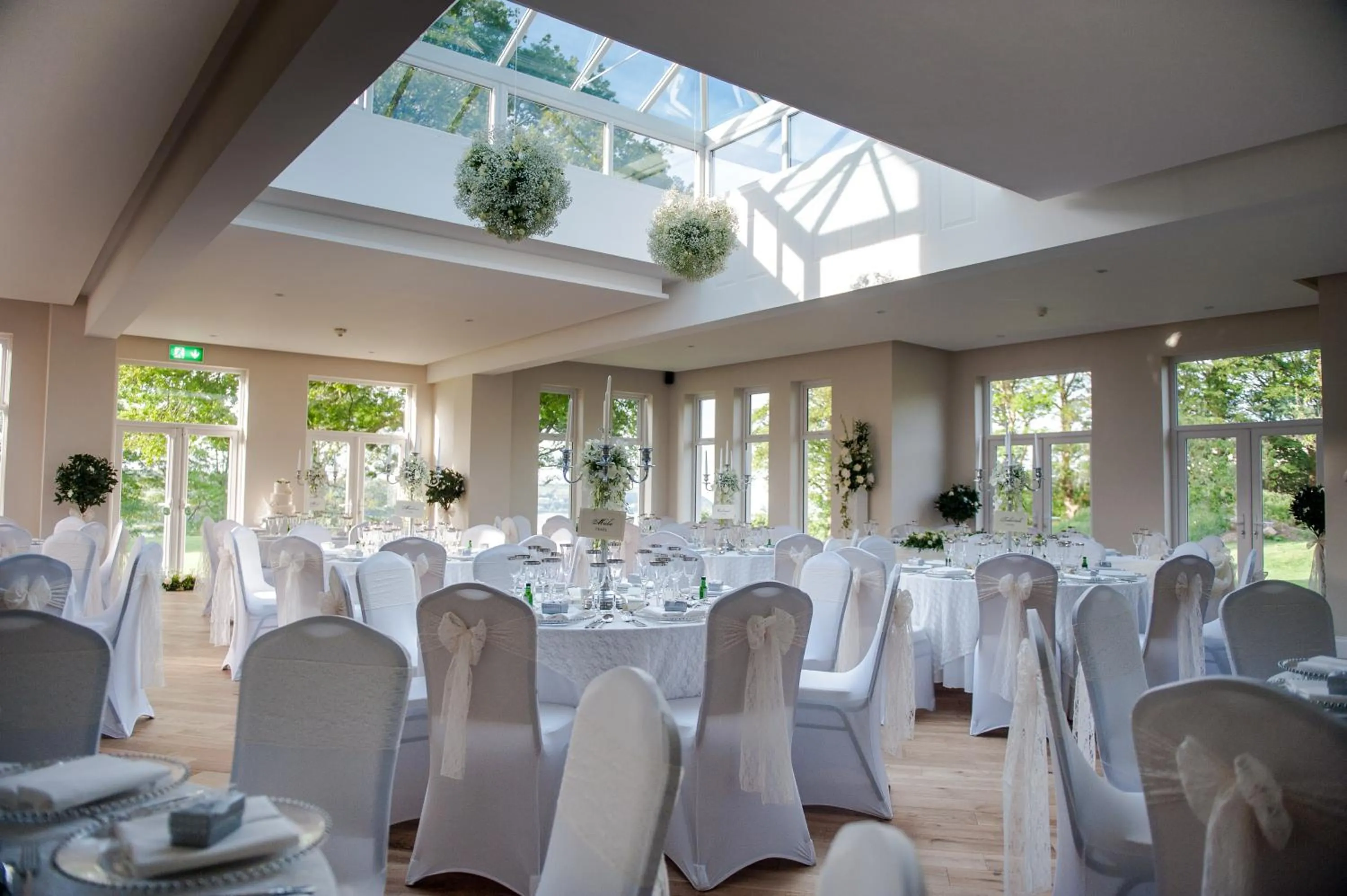 Dining area in Mansion House Llansteffan