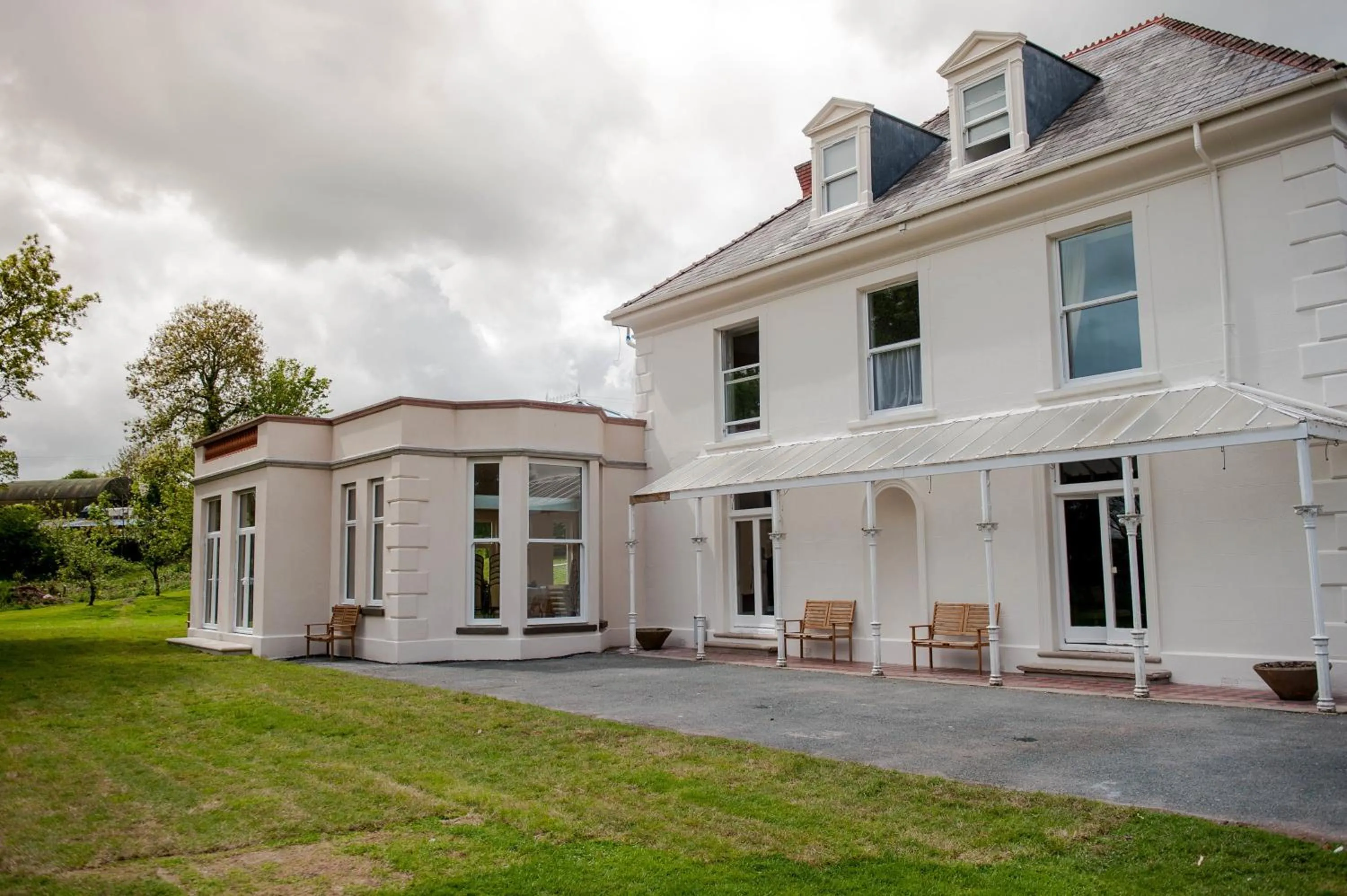 Property building in Mansion House Llansteffan
