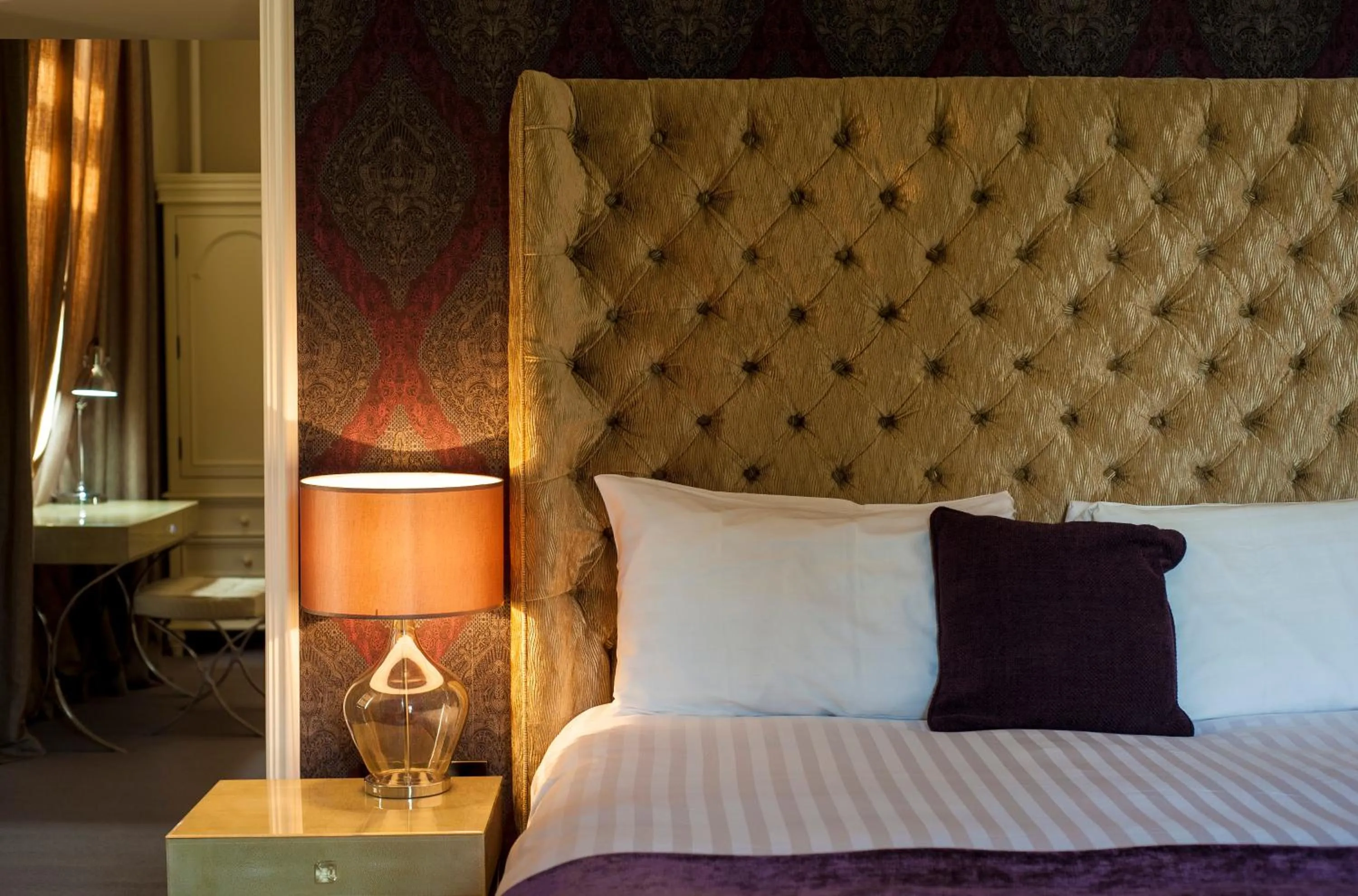 Bedroom, Bed in Mansion House Llansteffan