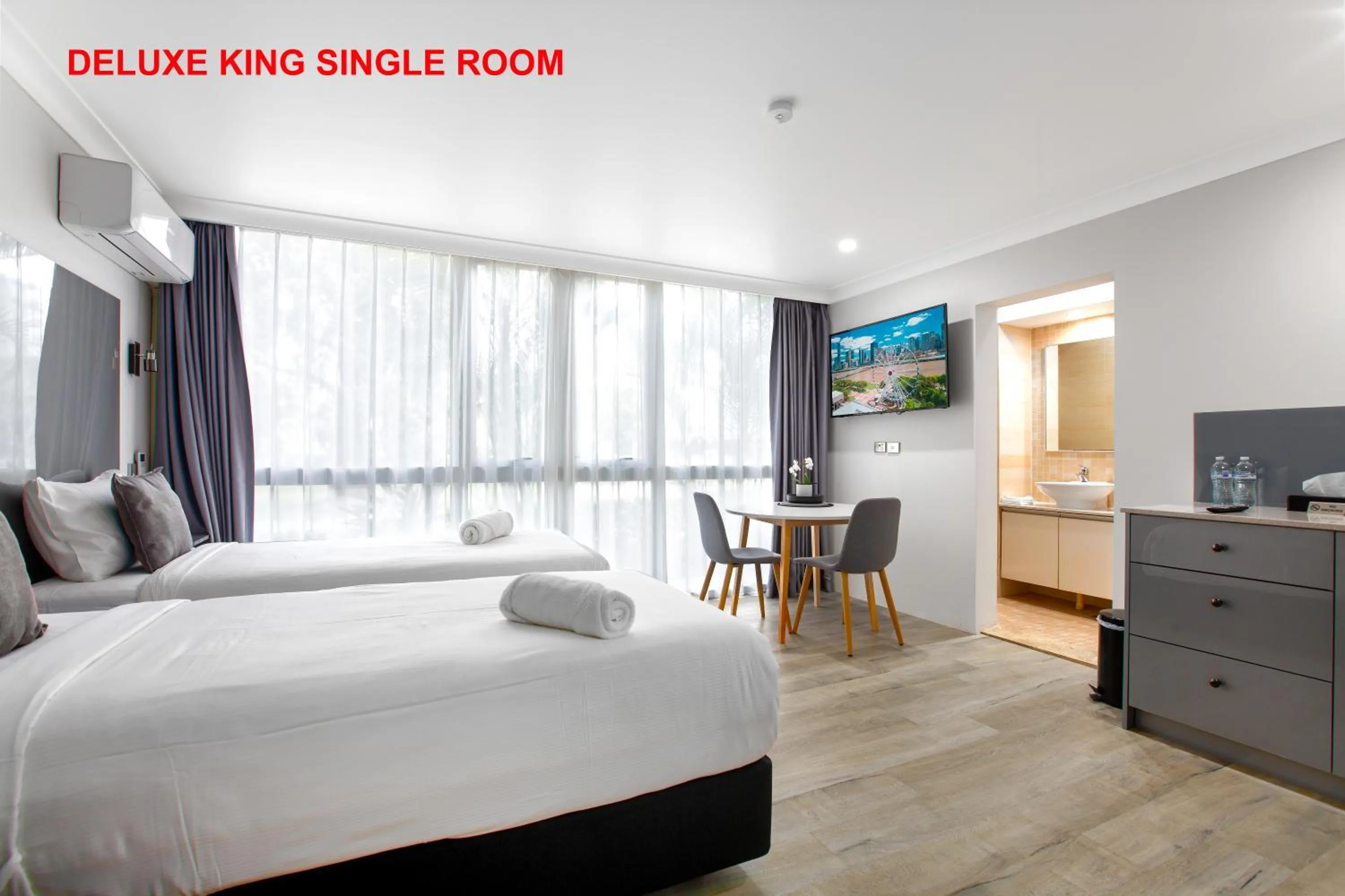 Bed in City Star Lodge