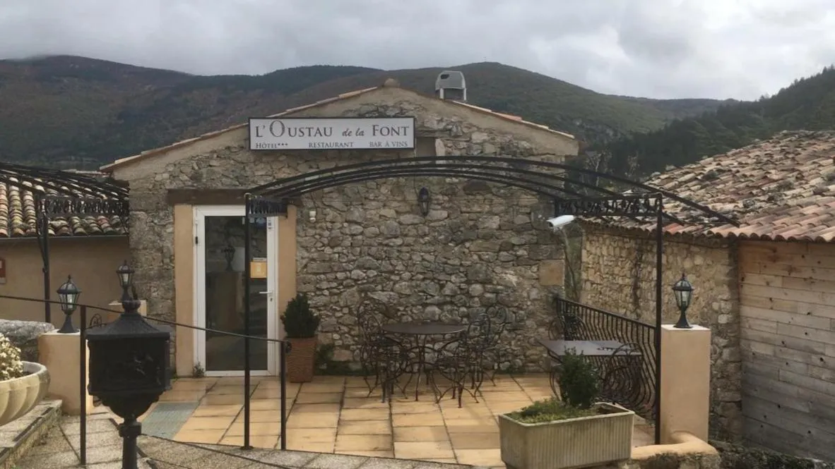 Garden in Hotel L'Oustau de la Font