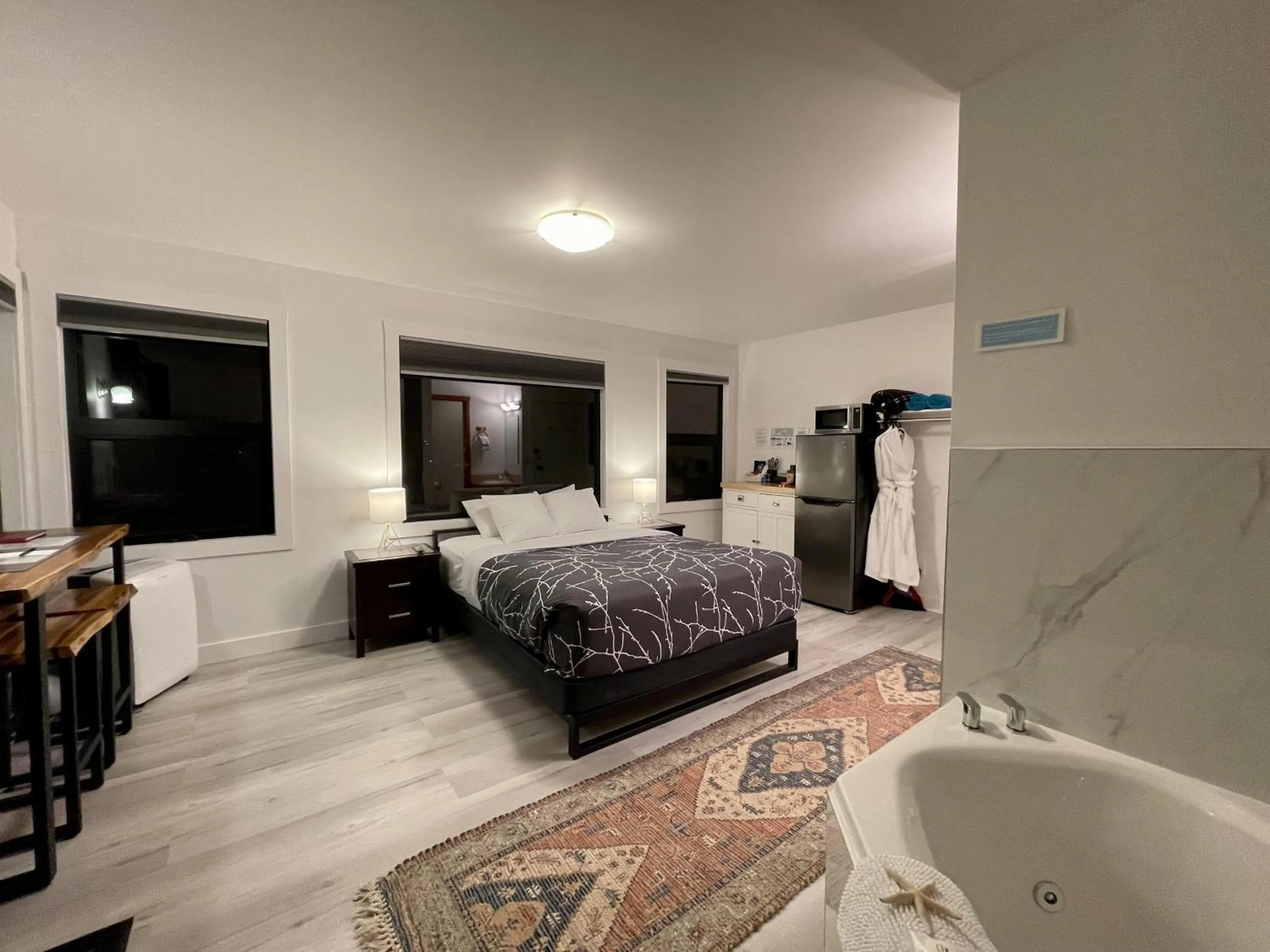 Property building, Bed in Oceanfront Room With Hot Tub & Firepit