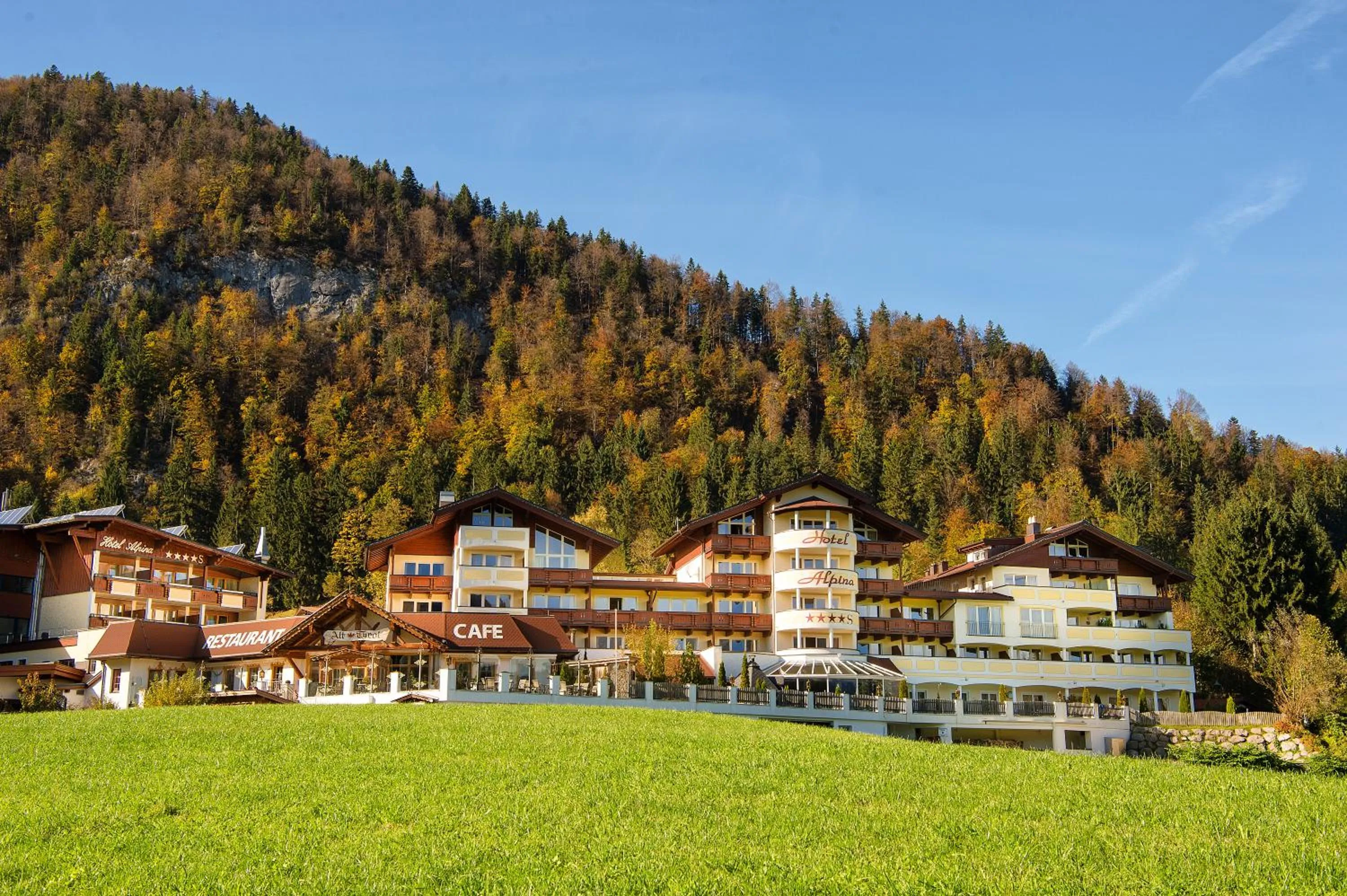 Property building in Hotel Alpina Wellness & Spa Resort