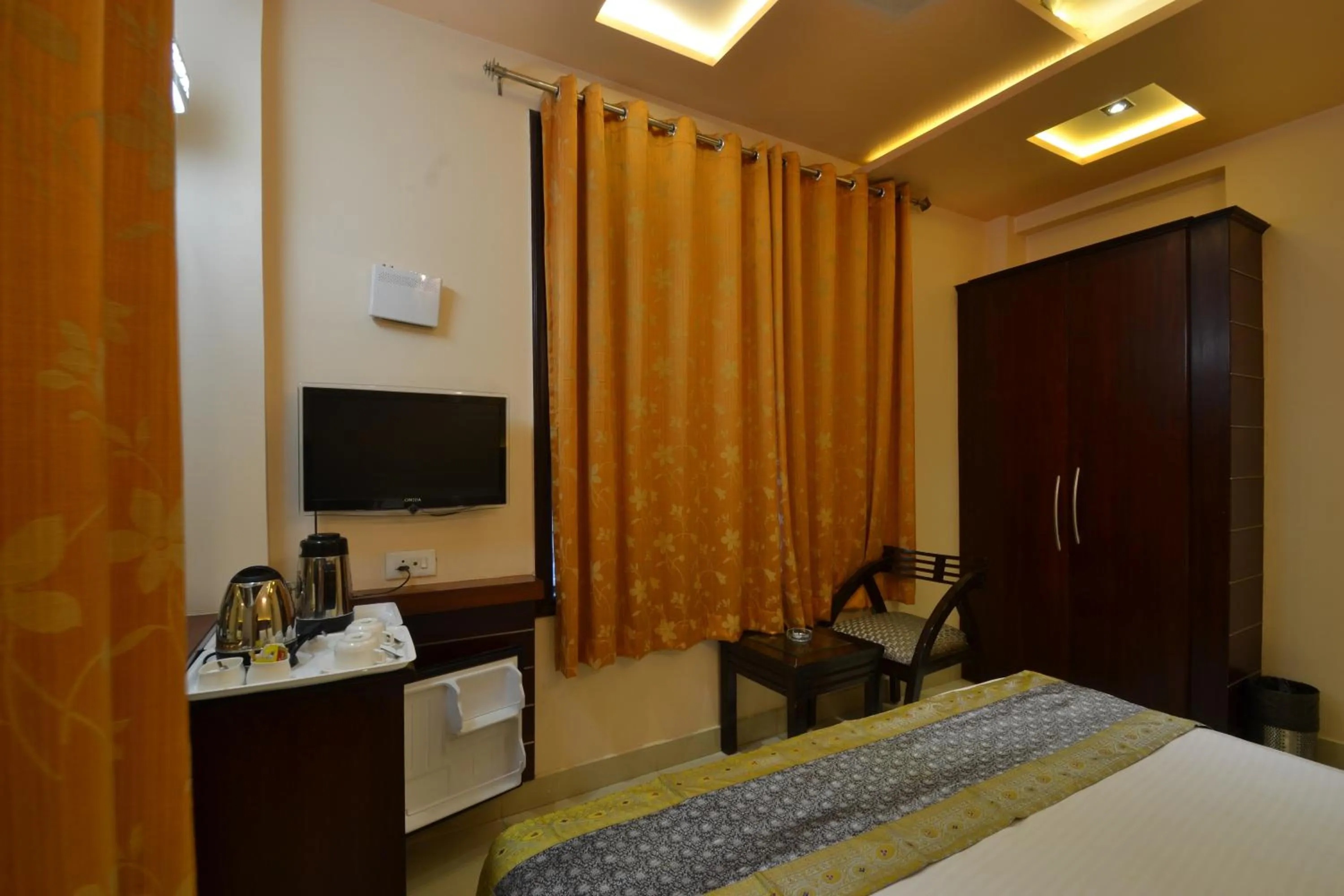 Photo of the whole room, Bed in Hotel Central Residency