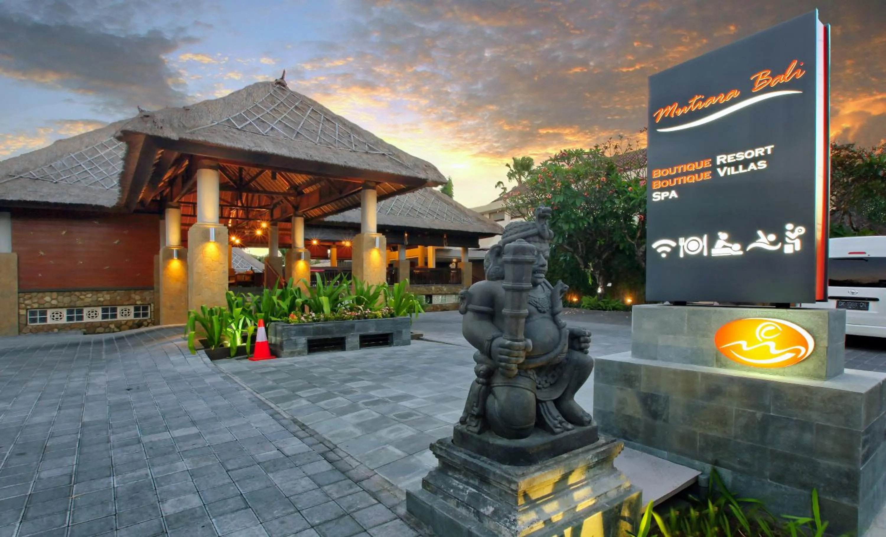 Facade/entrance in Mutiara Bali Boutique Resort & Villa