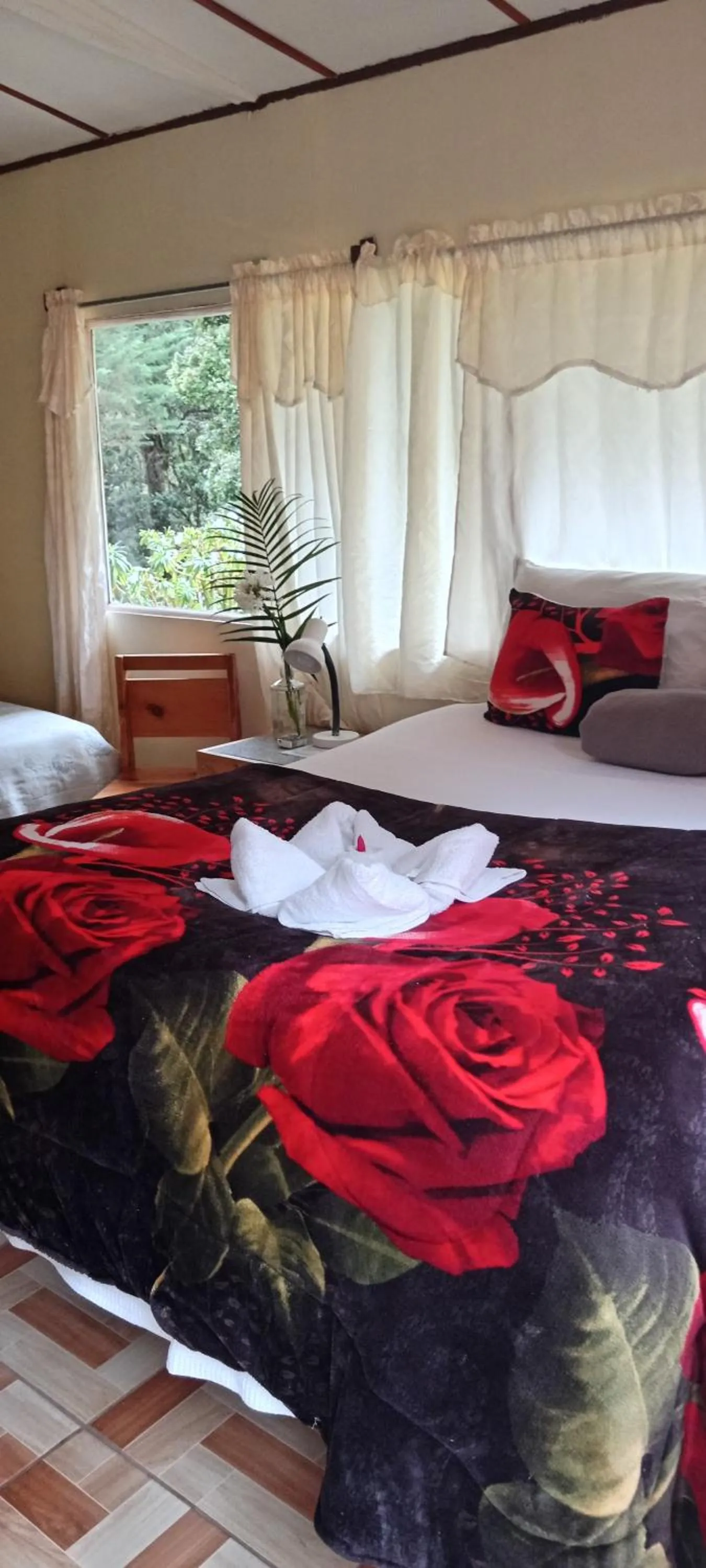 Bed in Miriam'S Quetzals lodge